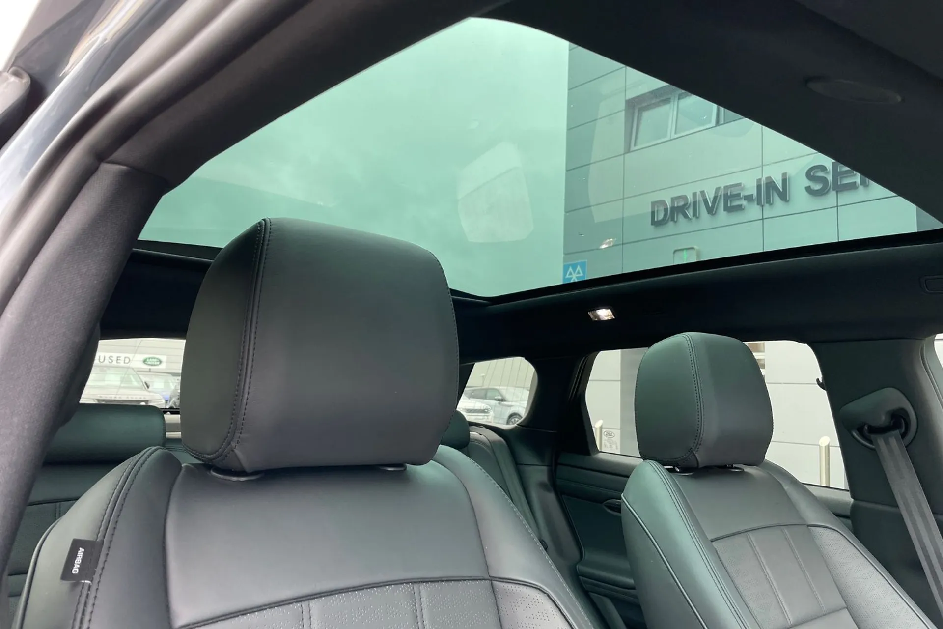 LAND ROVER RANGE ROVER EVOQUE thumbnail image number 13