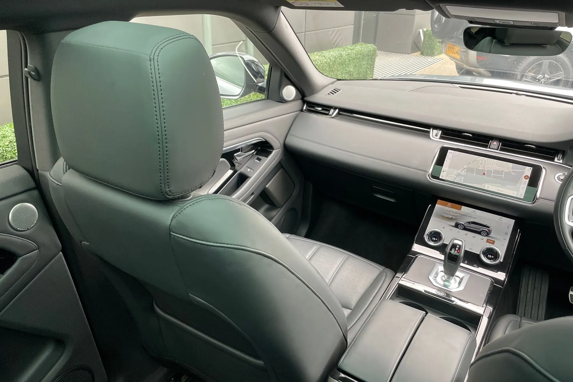 LAND ROVER RANGE ROVER EVOQUE thumbnail image number 45
