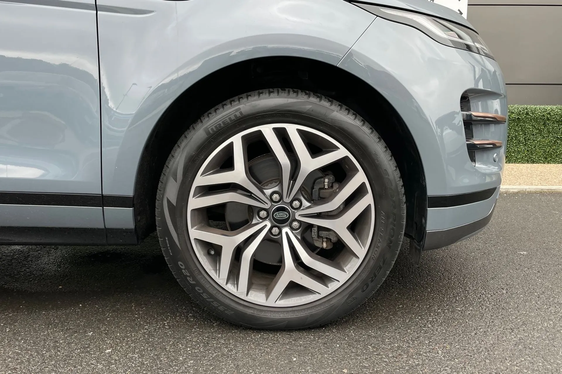 LAND ROVER RANGE ROVER EVOQUE thumbnail image number 25