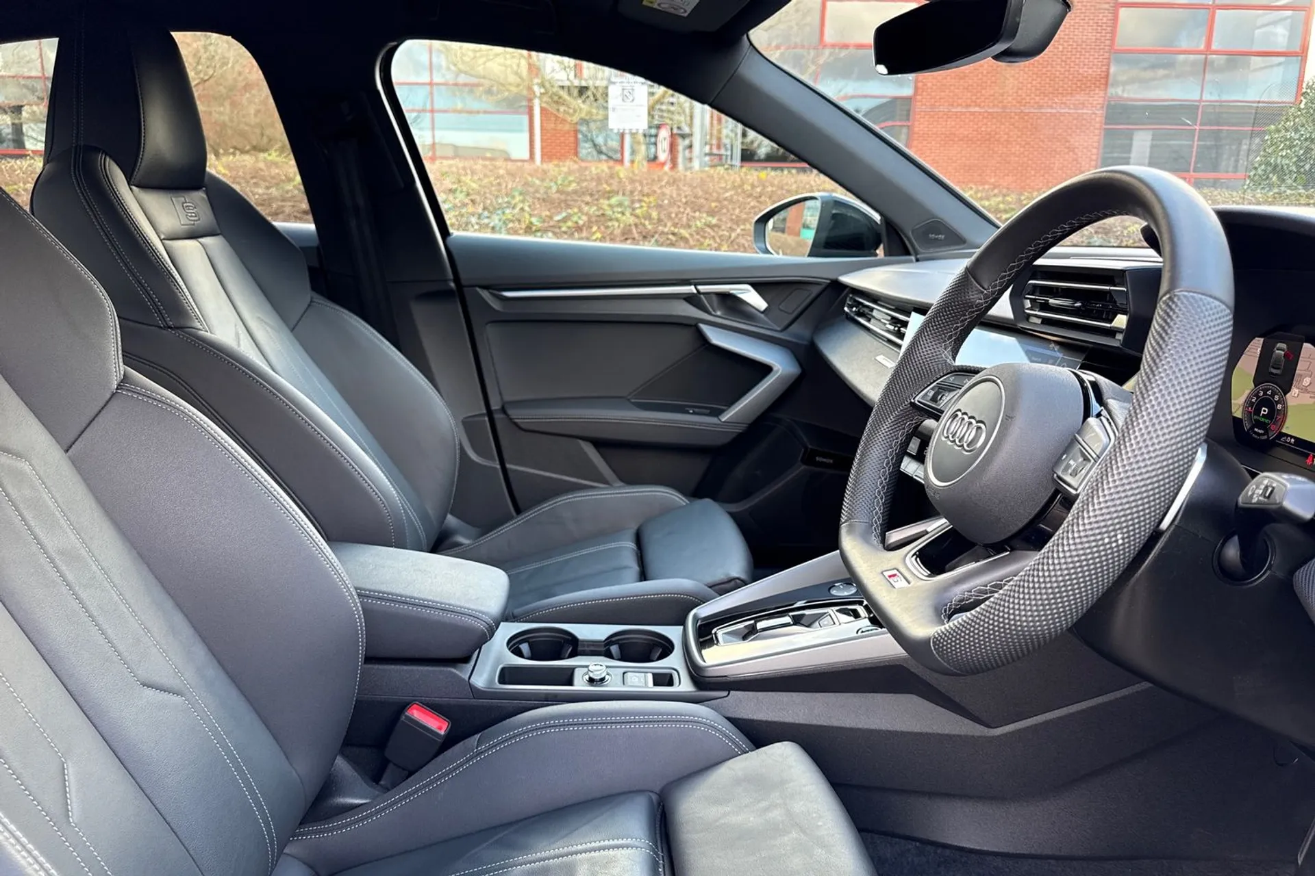 Audi A3 thumbnail image number 25