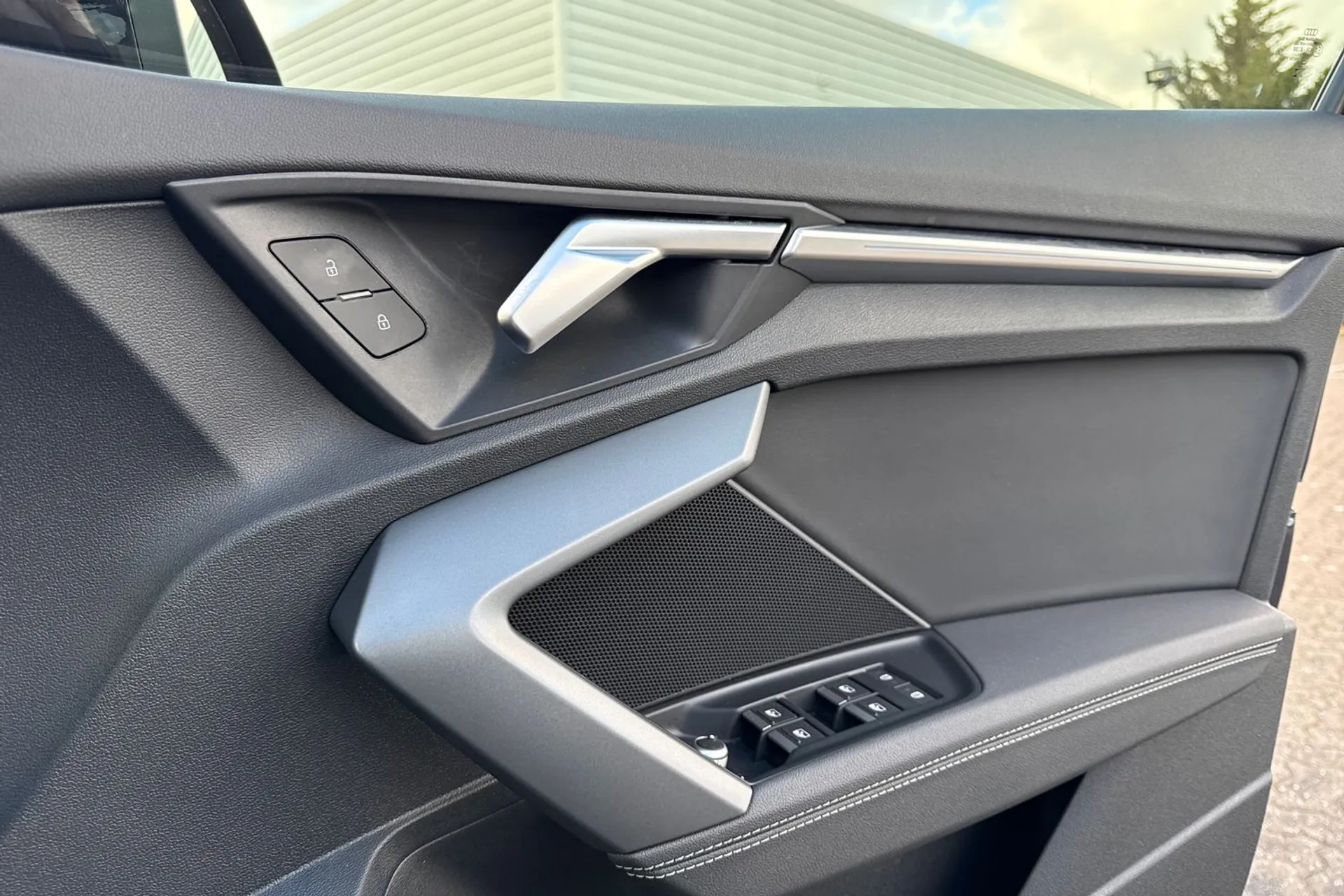 Audi A3 thumbnail image number 50