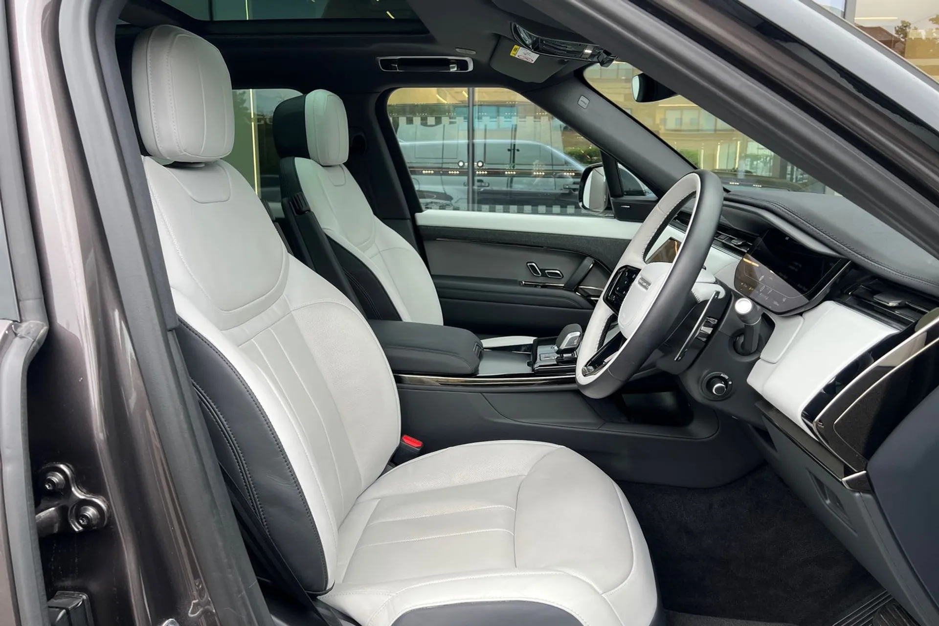 LAND ROVER RANGE ROVER SPORT thumbnail image number 39