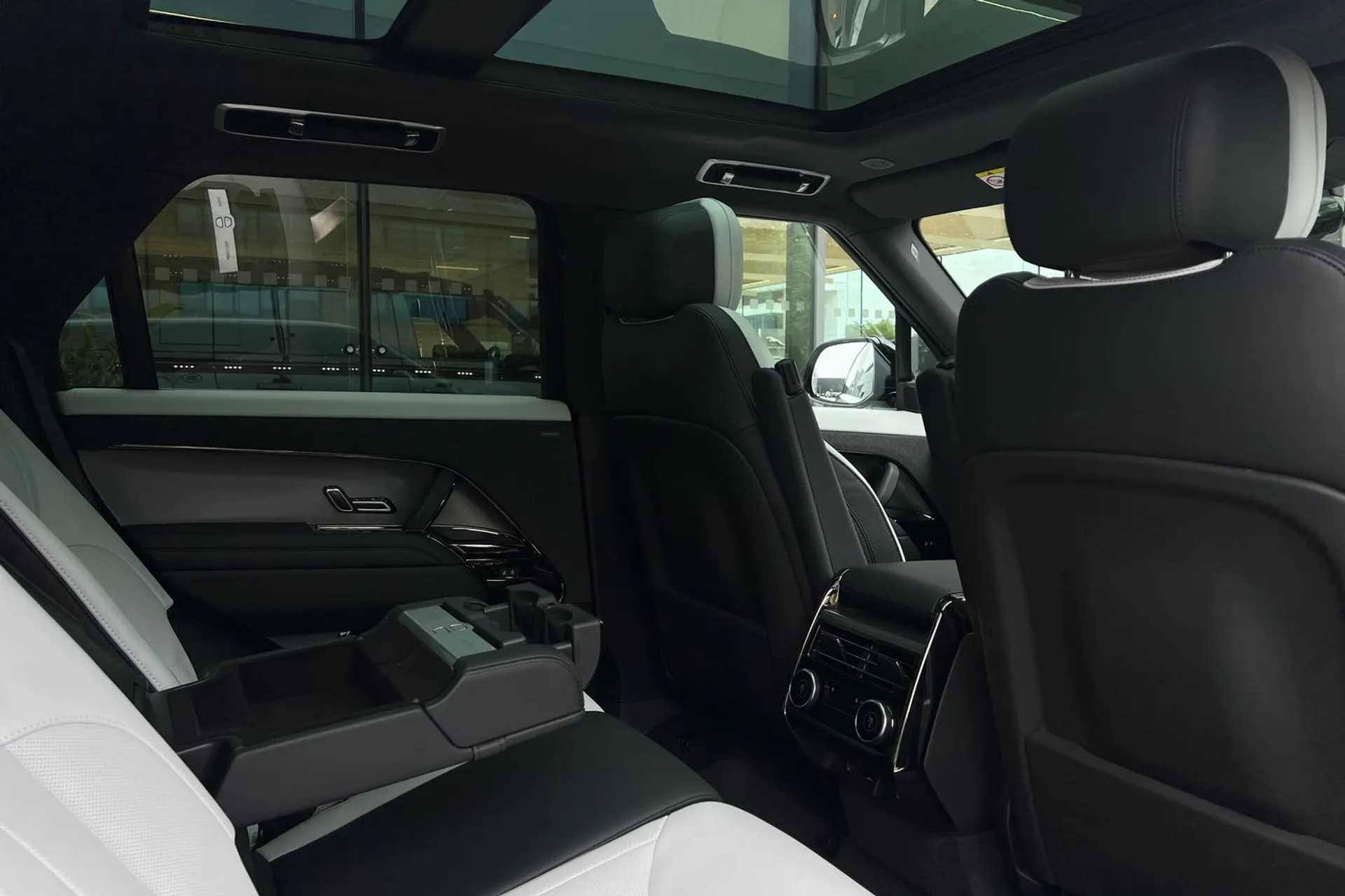 LAND ROVER RANGE ROVER SPORT thumbnail image number 35