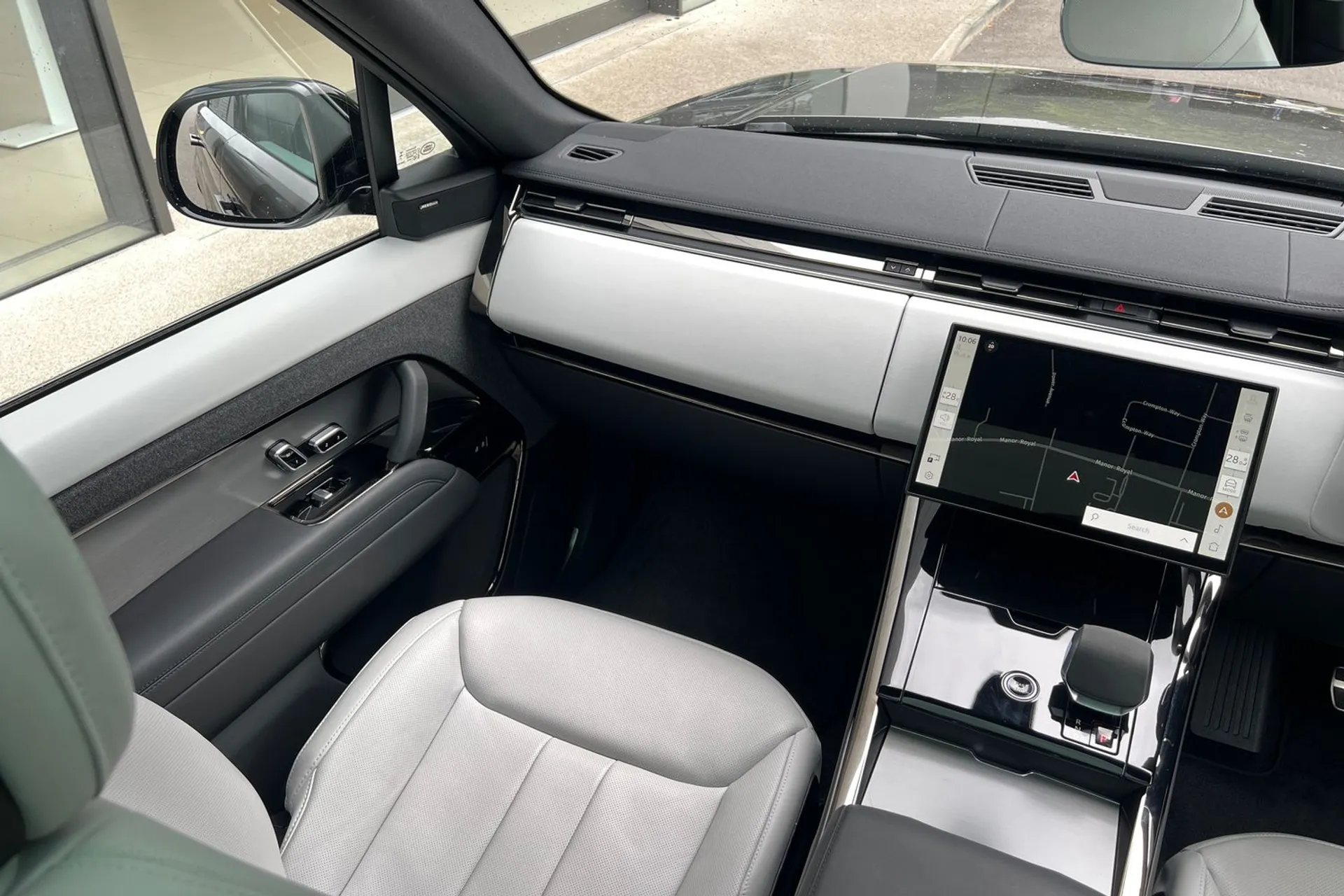 LAND ROVER RANGE ROVER SPORT thumbnail image number 23