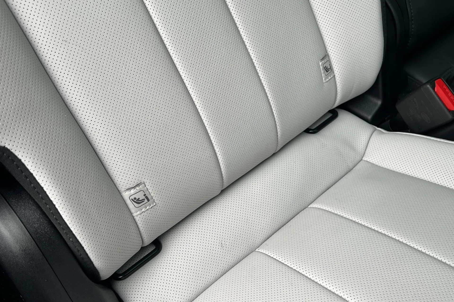 LAND ROVER RANGE ROVER SPORT thumbnail image number 36