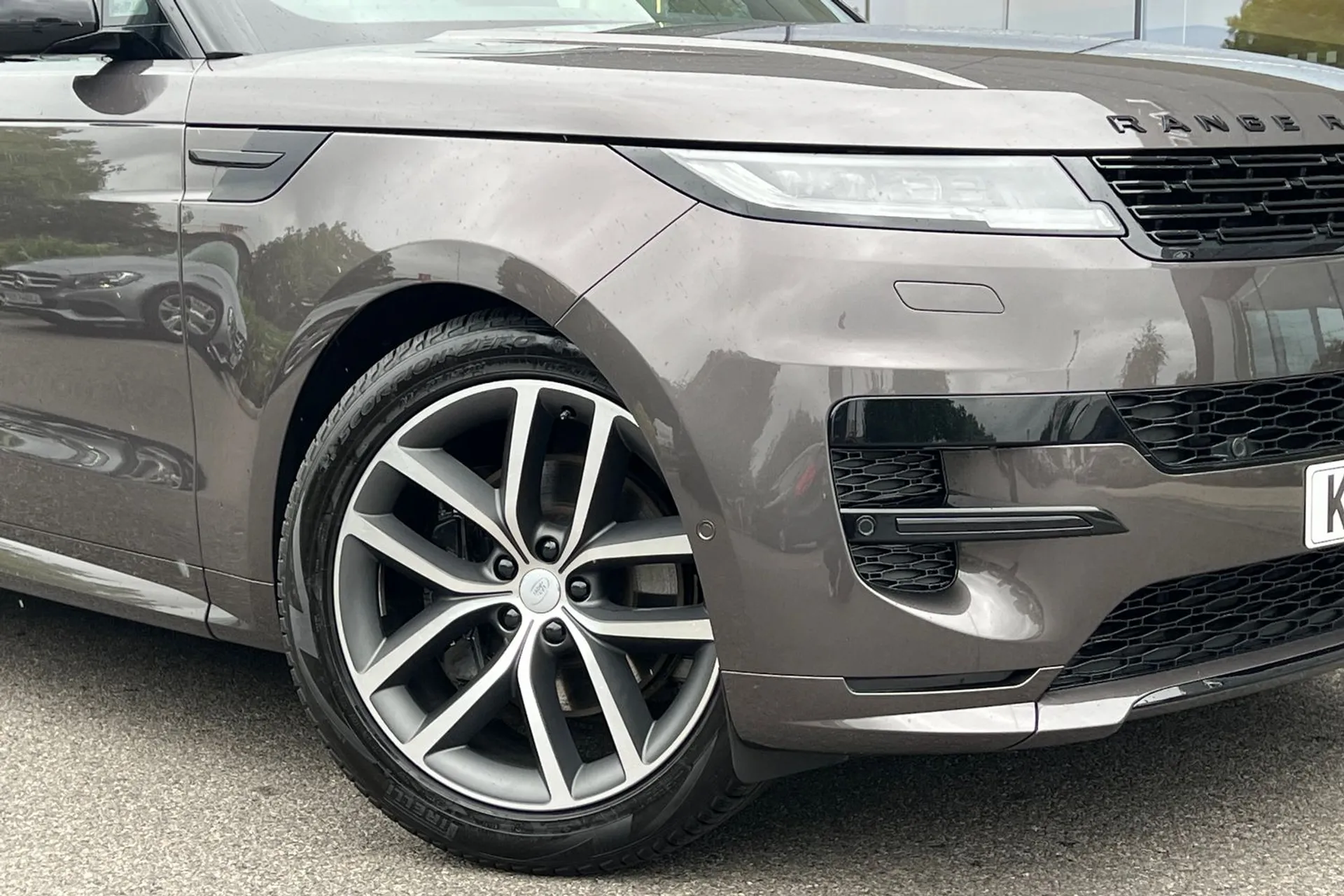 LAND ROVER RANGE ROVER SPORT thumbnail image number 9