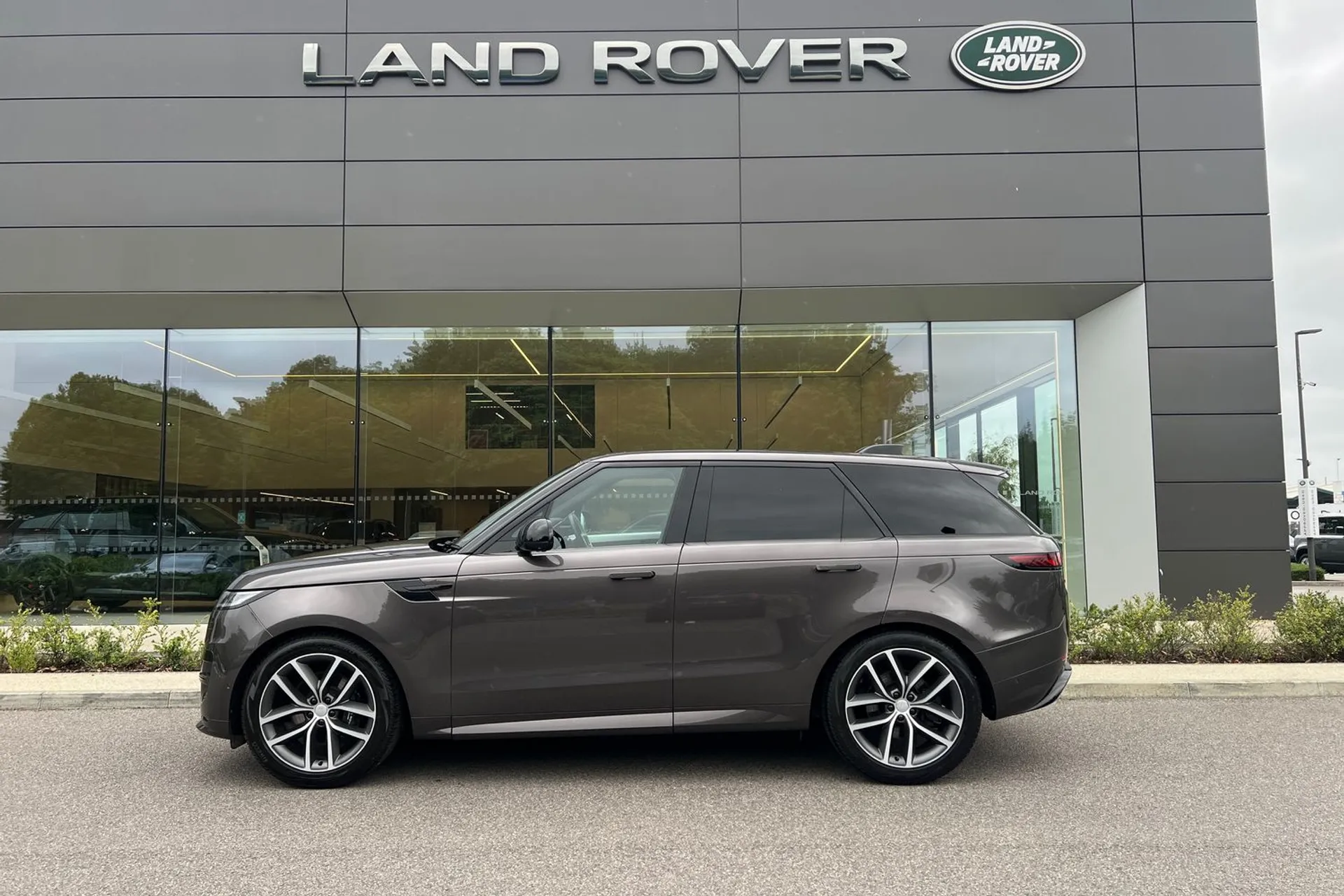 LAND ROVER RANGE ROVER SPORT thumbnail image number 8