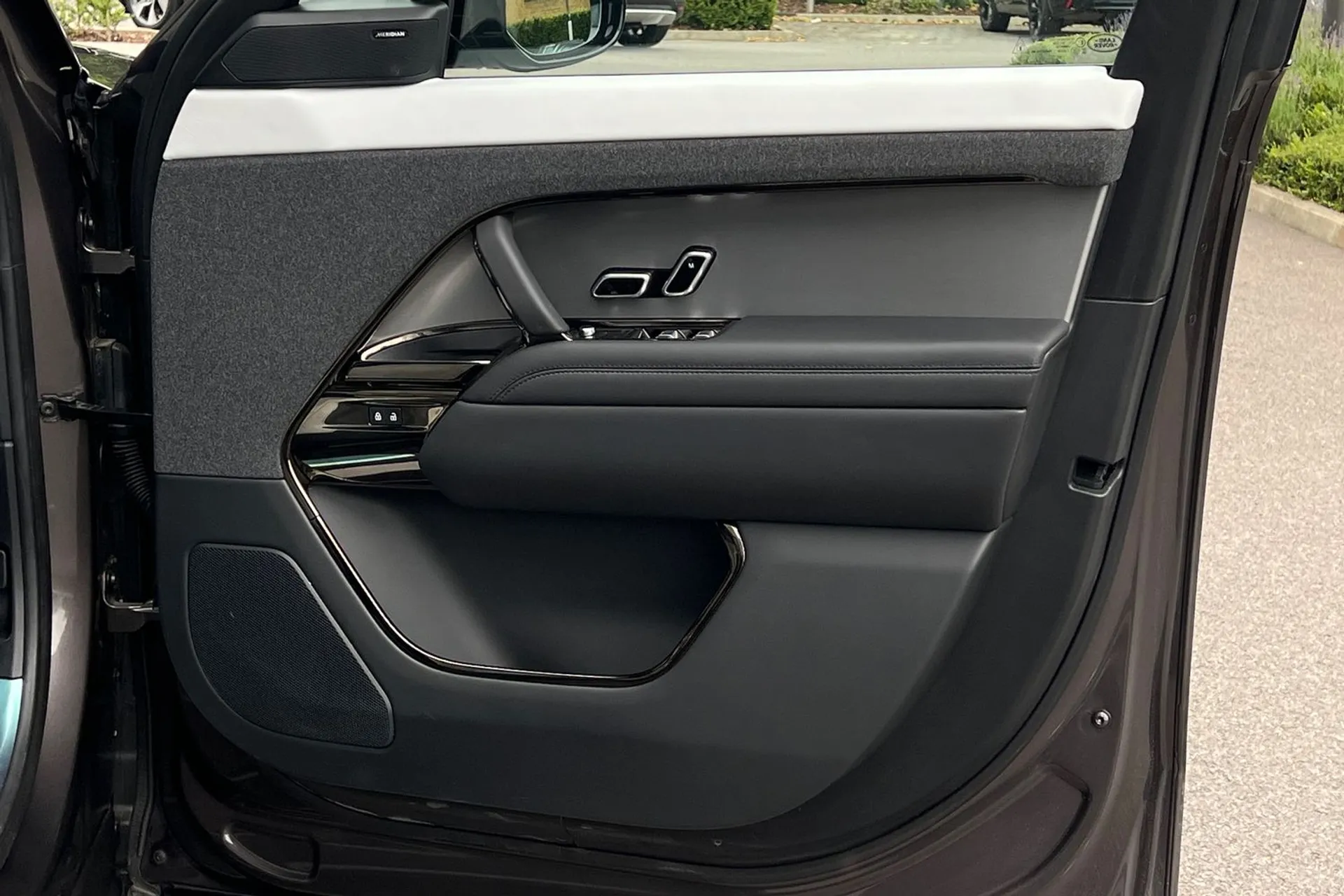 LAND ROVER RANGE ROVER SPORT thumbnail image number 58