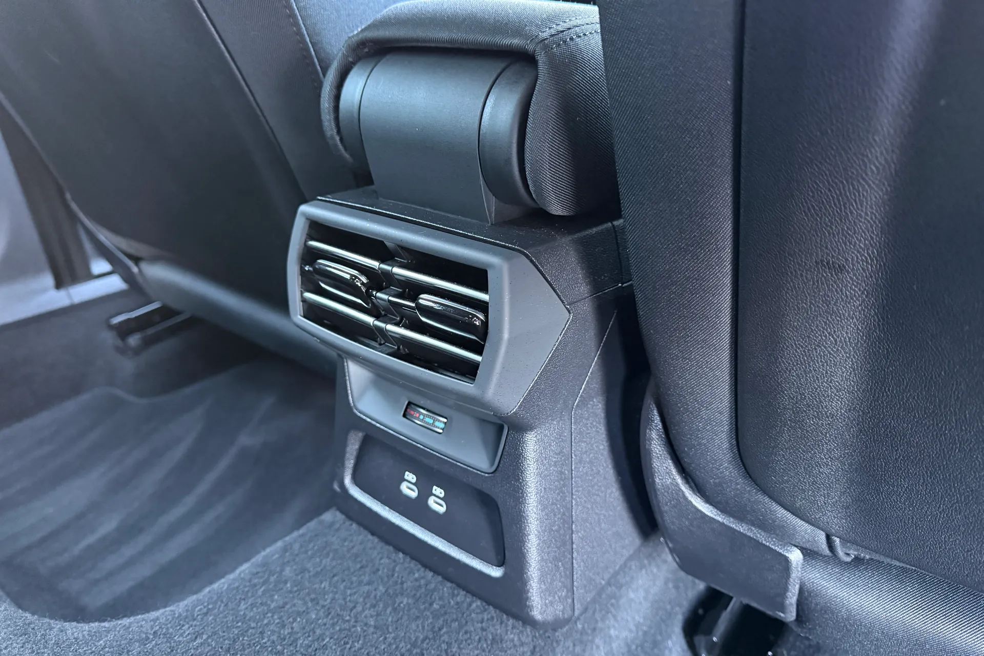 Audi A3 thumbnail image number 37