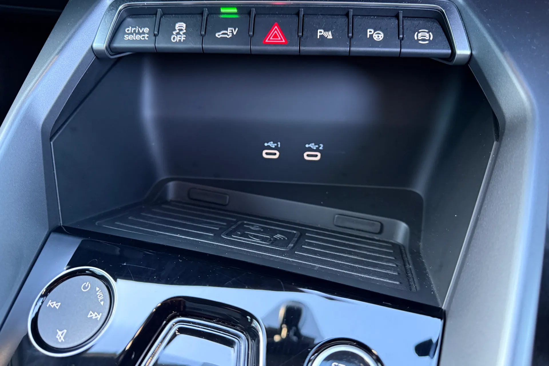 Audi A3 thumbnail image number 45