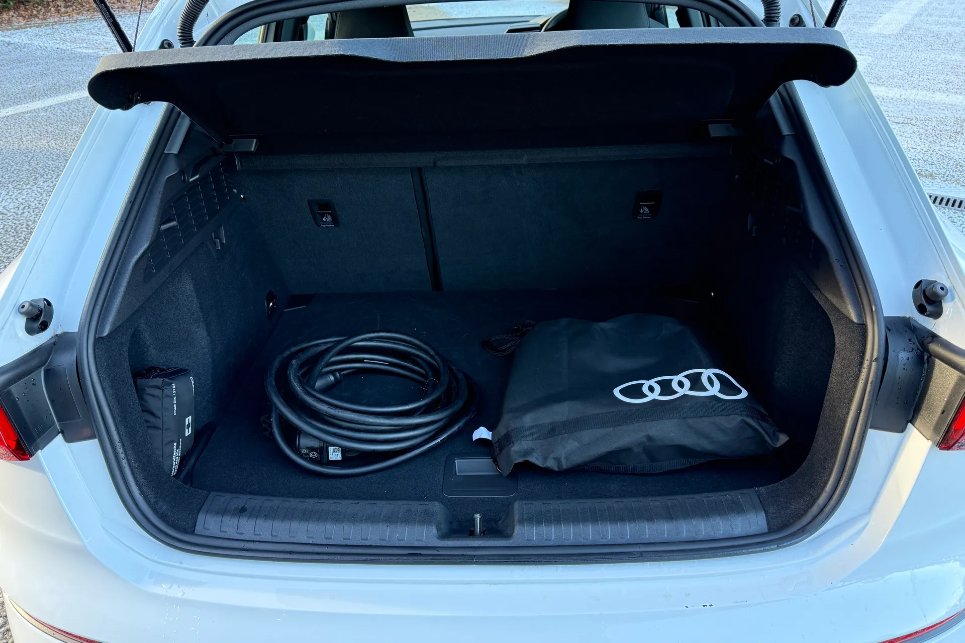 Audi A3 thumbnail image number 28