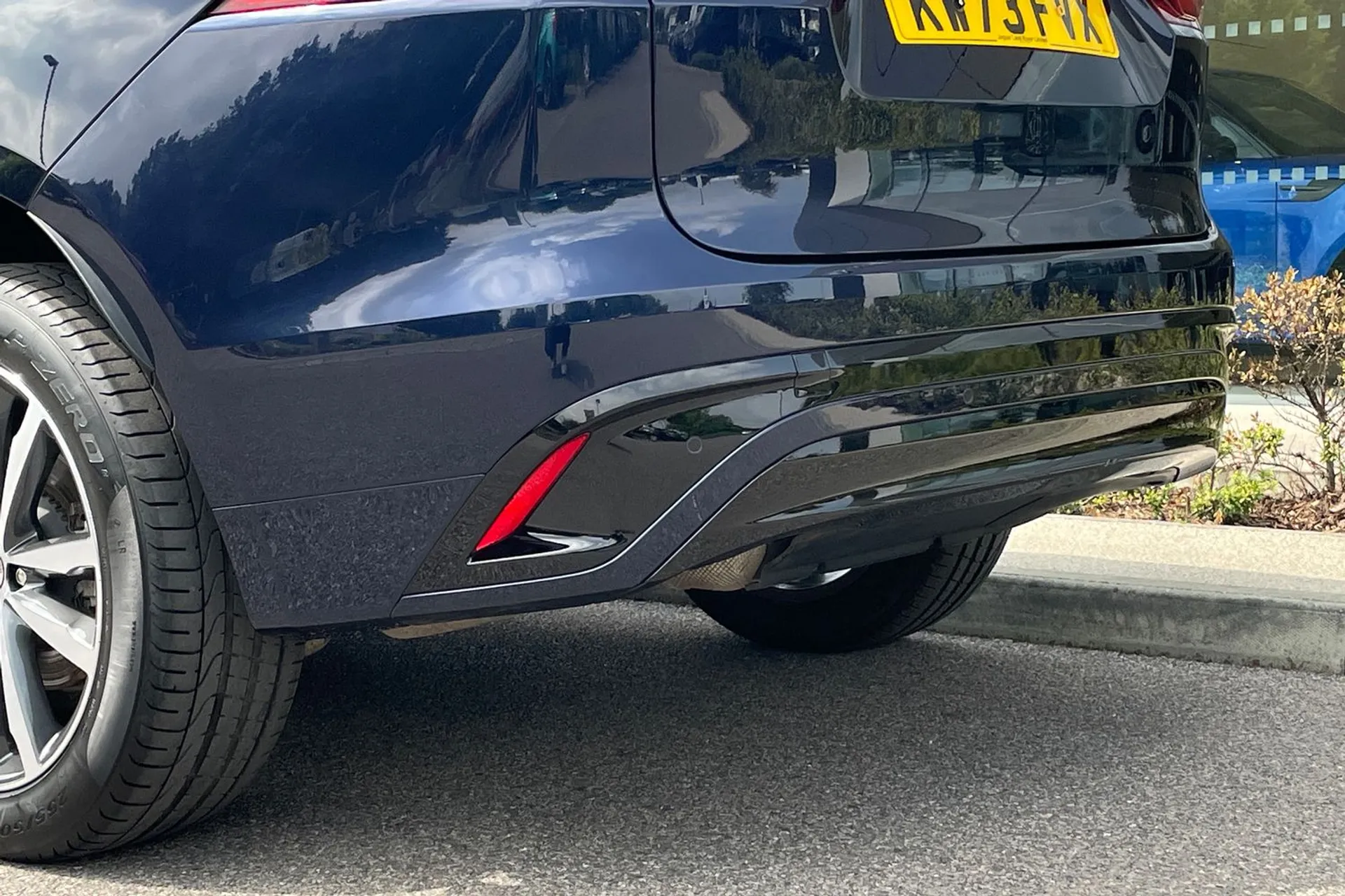 Jaguar F-PACE thumbnail image number 29