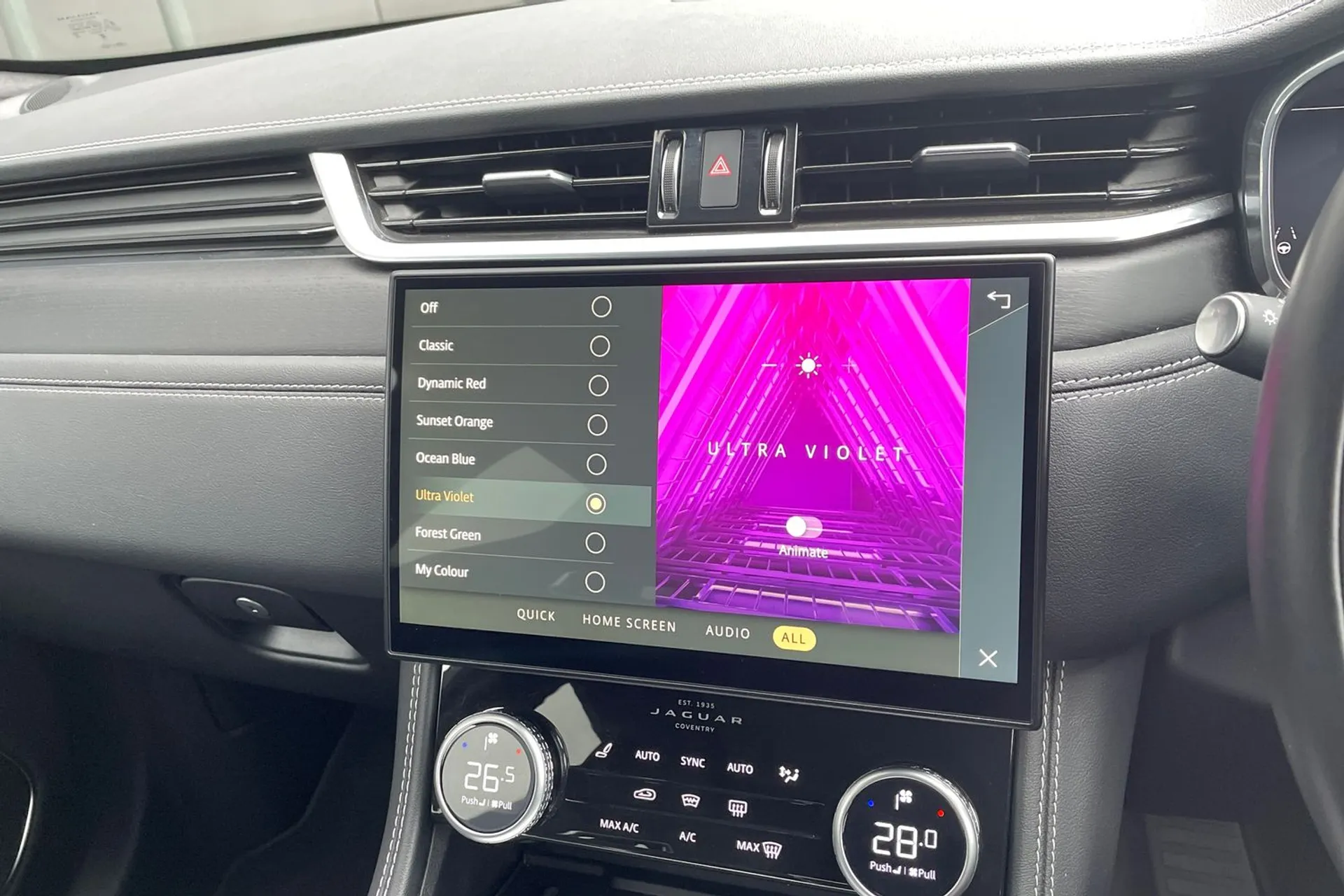 Jaguar F-PACE thumbnail image number 150