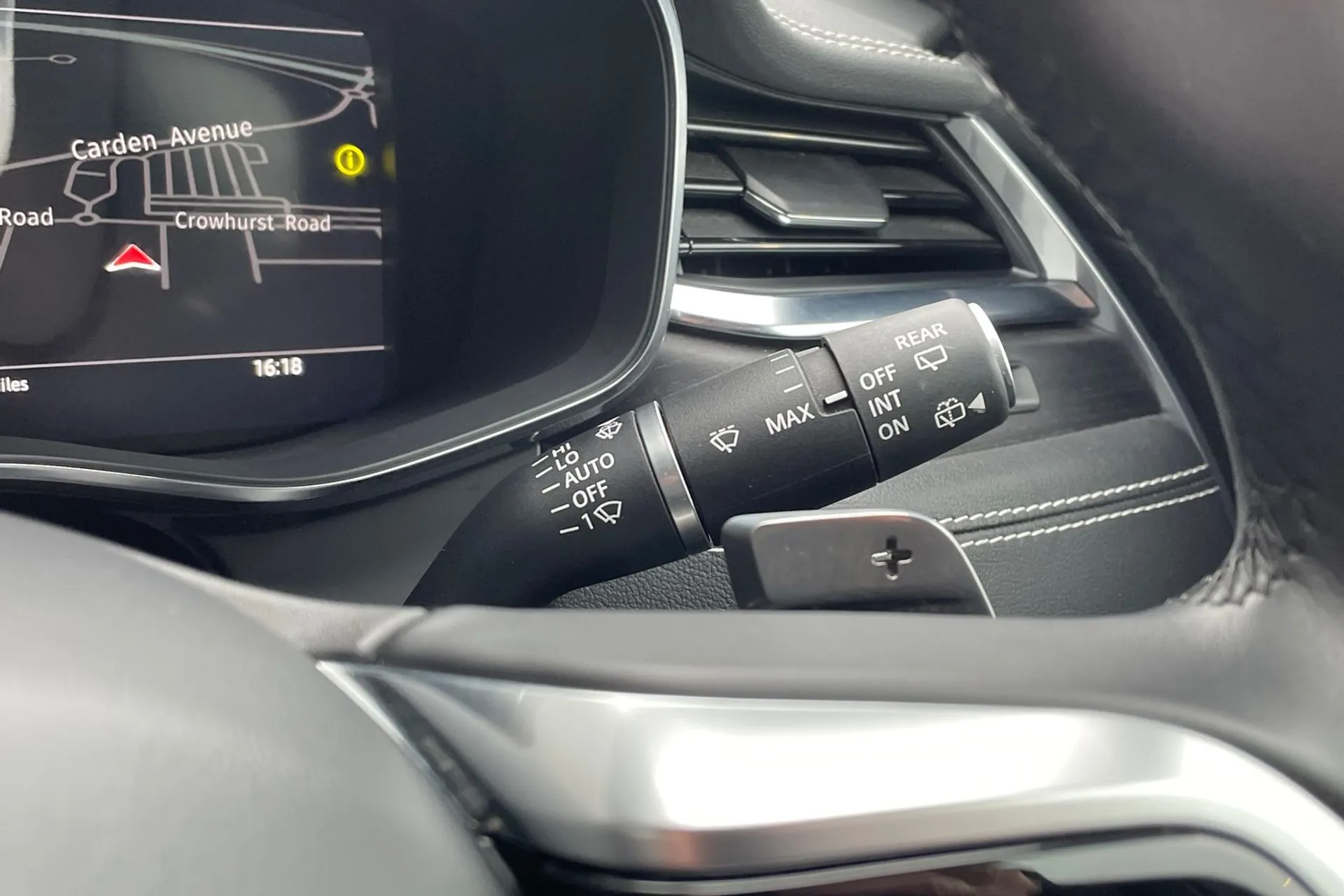 Jaguar F-PACE thumbnail image number 153