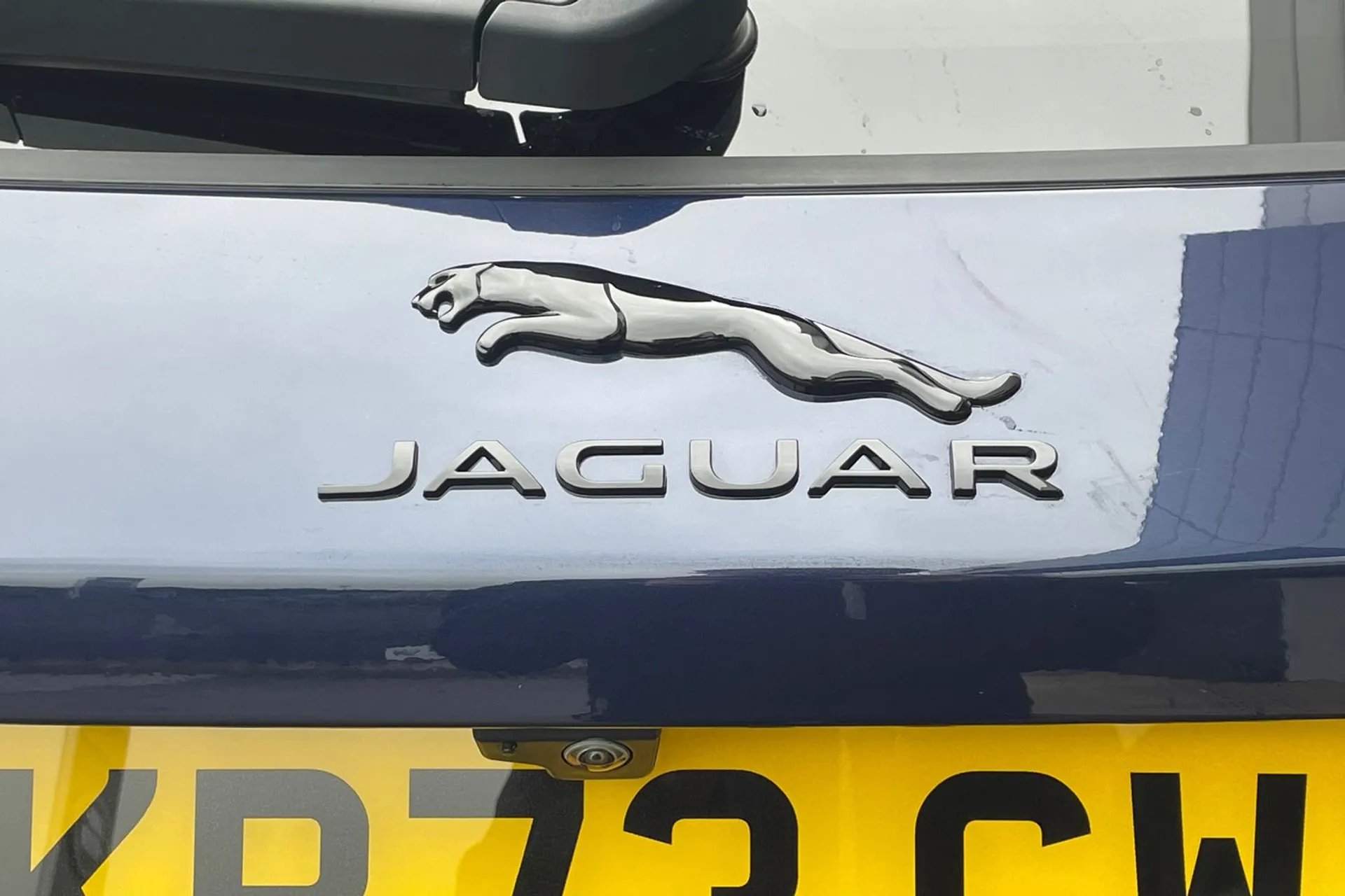 Jaguar F-PACE thumbnail image number 28