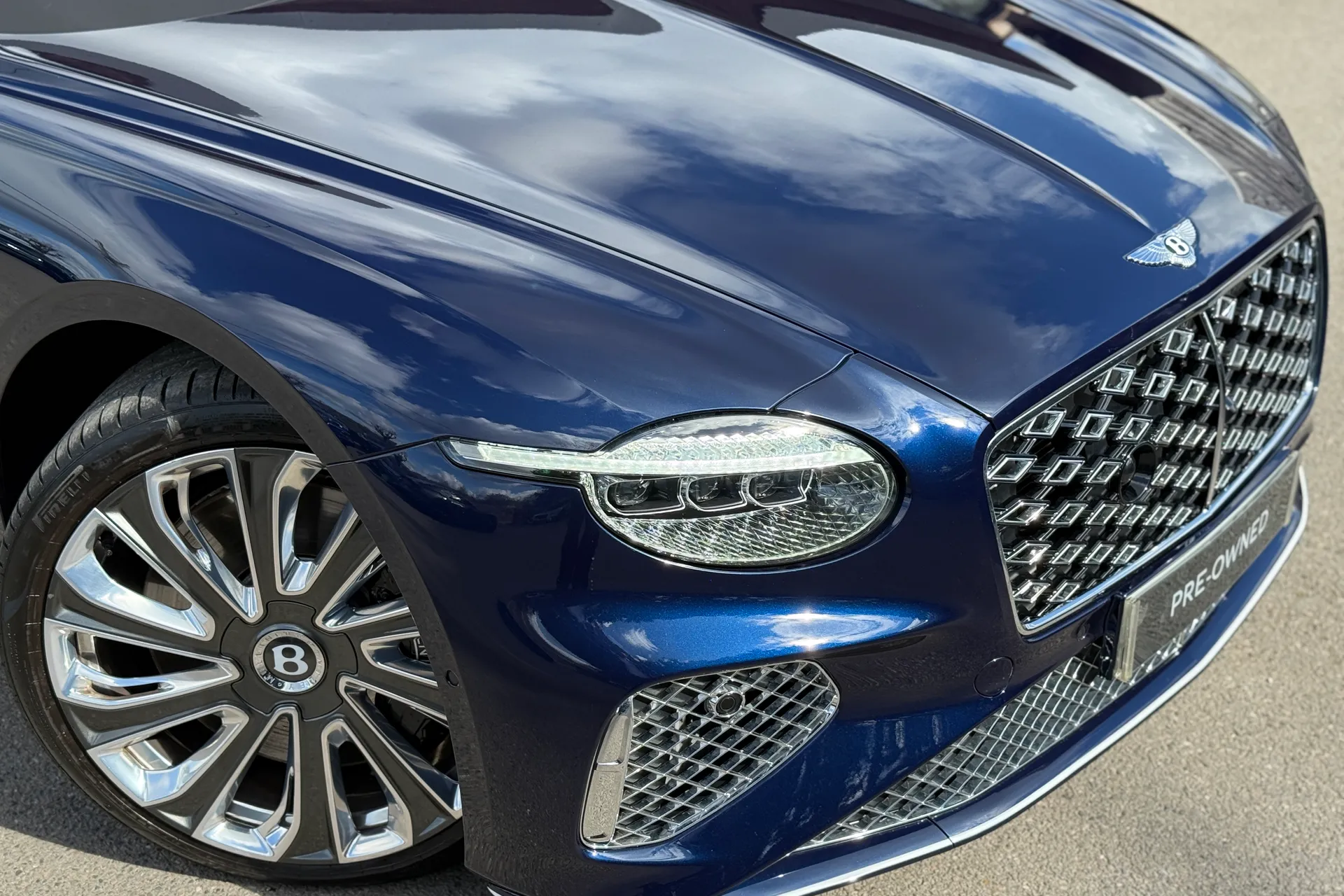 Bentley CONTINENTAL GT thumbnail image number 8