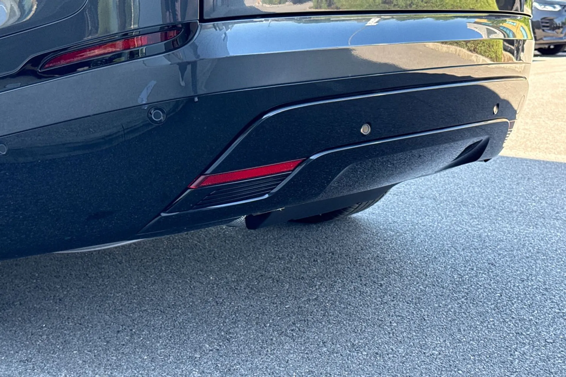 LAND ROVER RANGE ROVER VELAR thumbnail image number 24