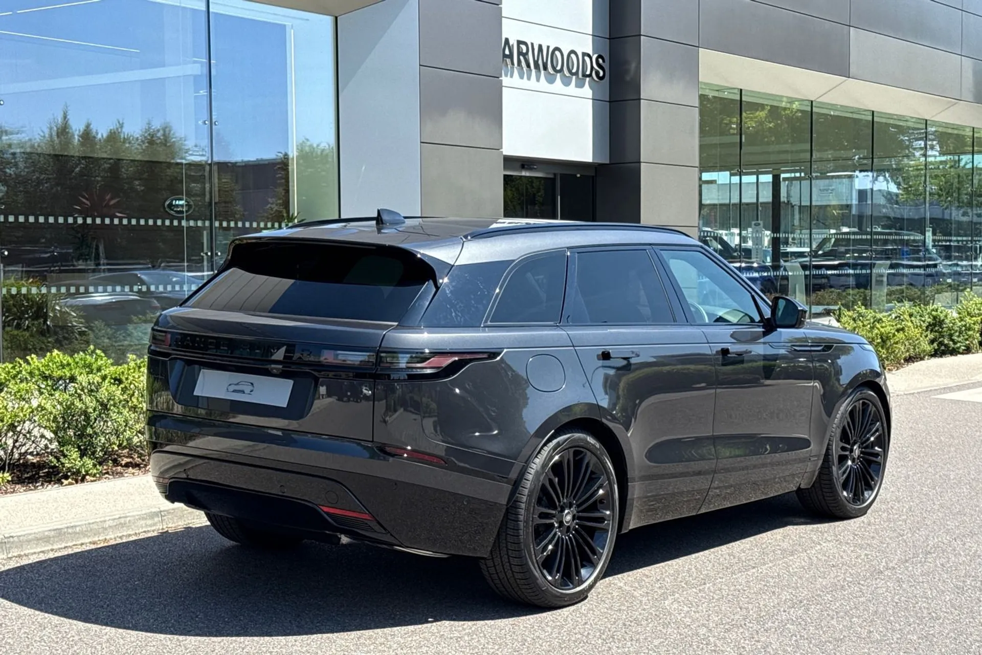LAND ROVER RANGE ROVER VELAR thumbnail image number 11