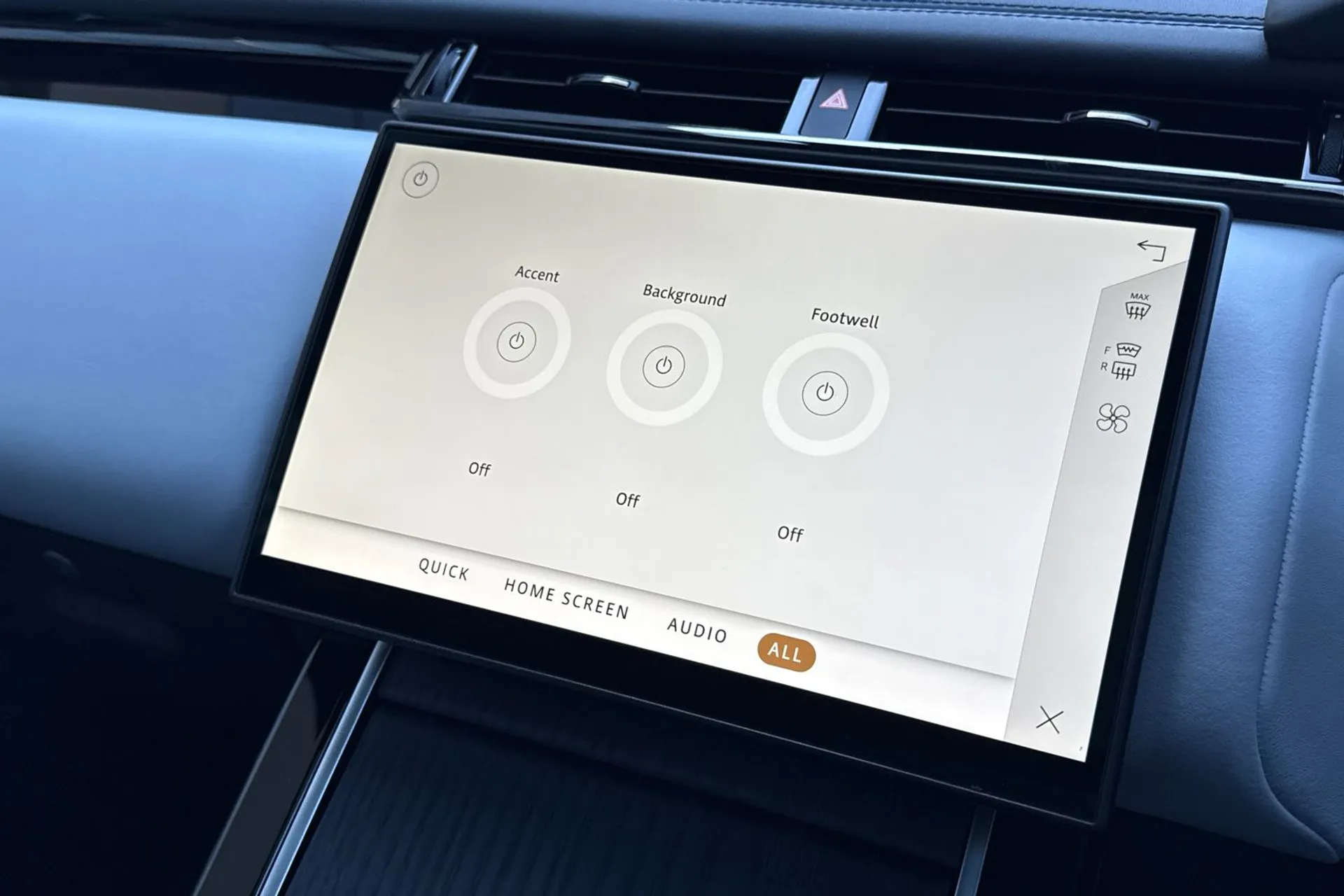 LAND ROVER RANGE ROVER VELAR thumbnail image number 59