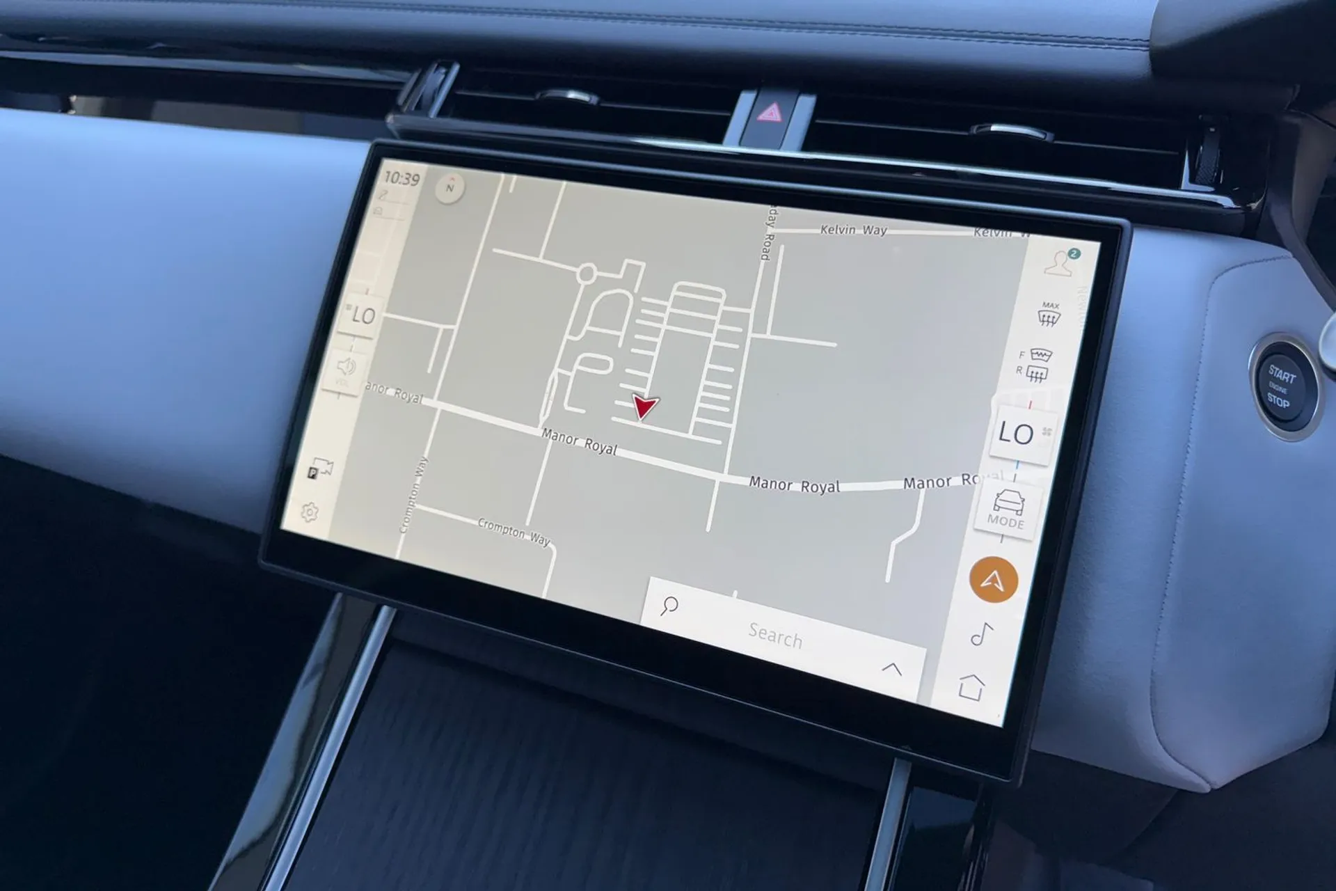 LAND ROVER RANGE ROVER VELAR thumbnail image number 5