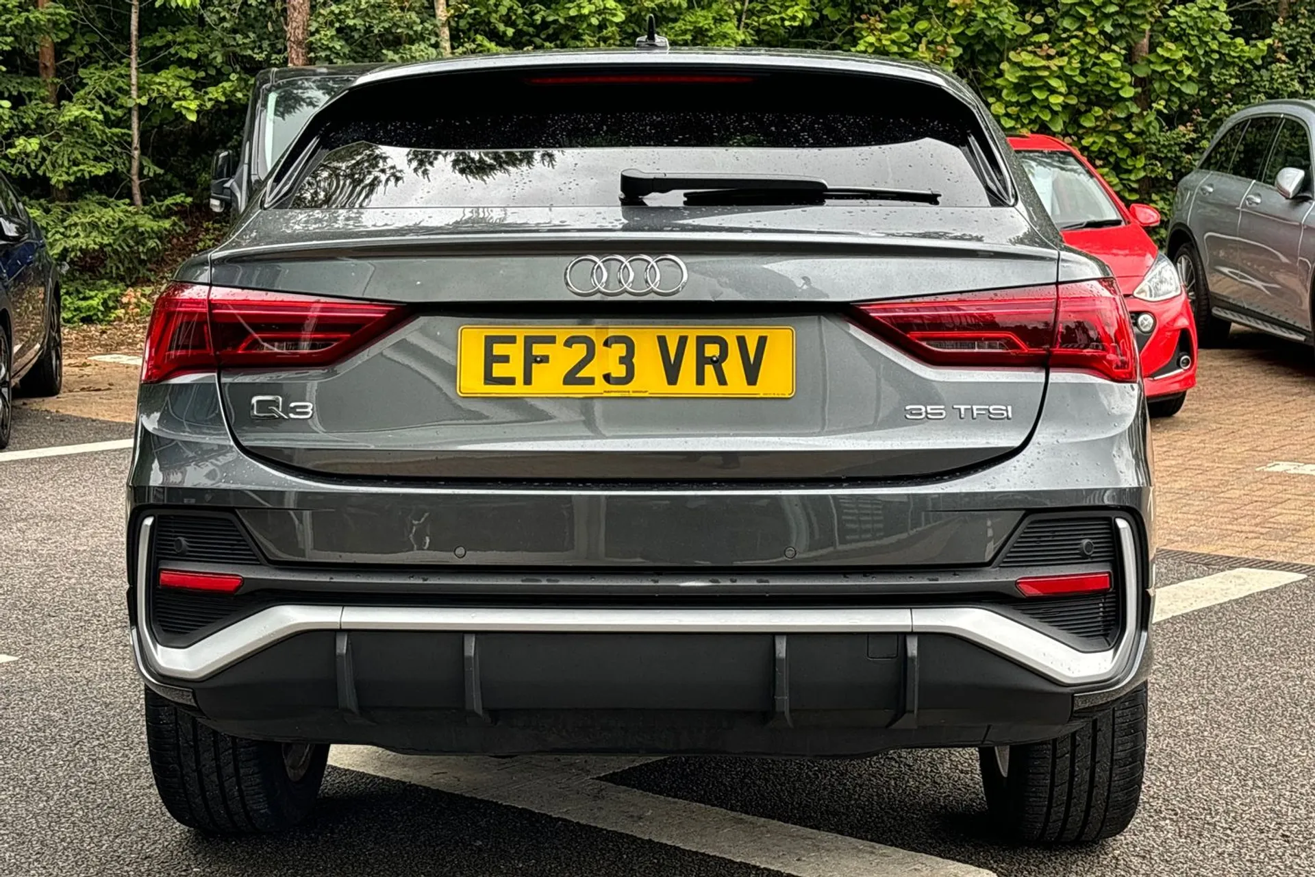 Audi Q3 thumbnail image number 7