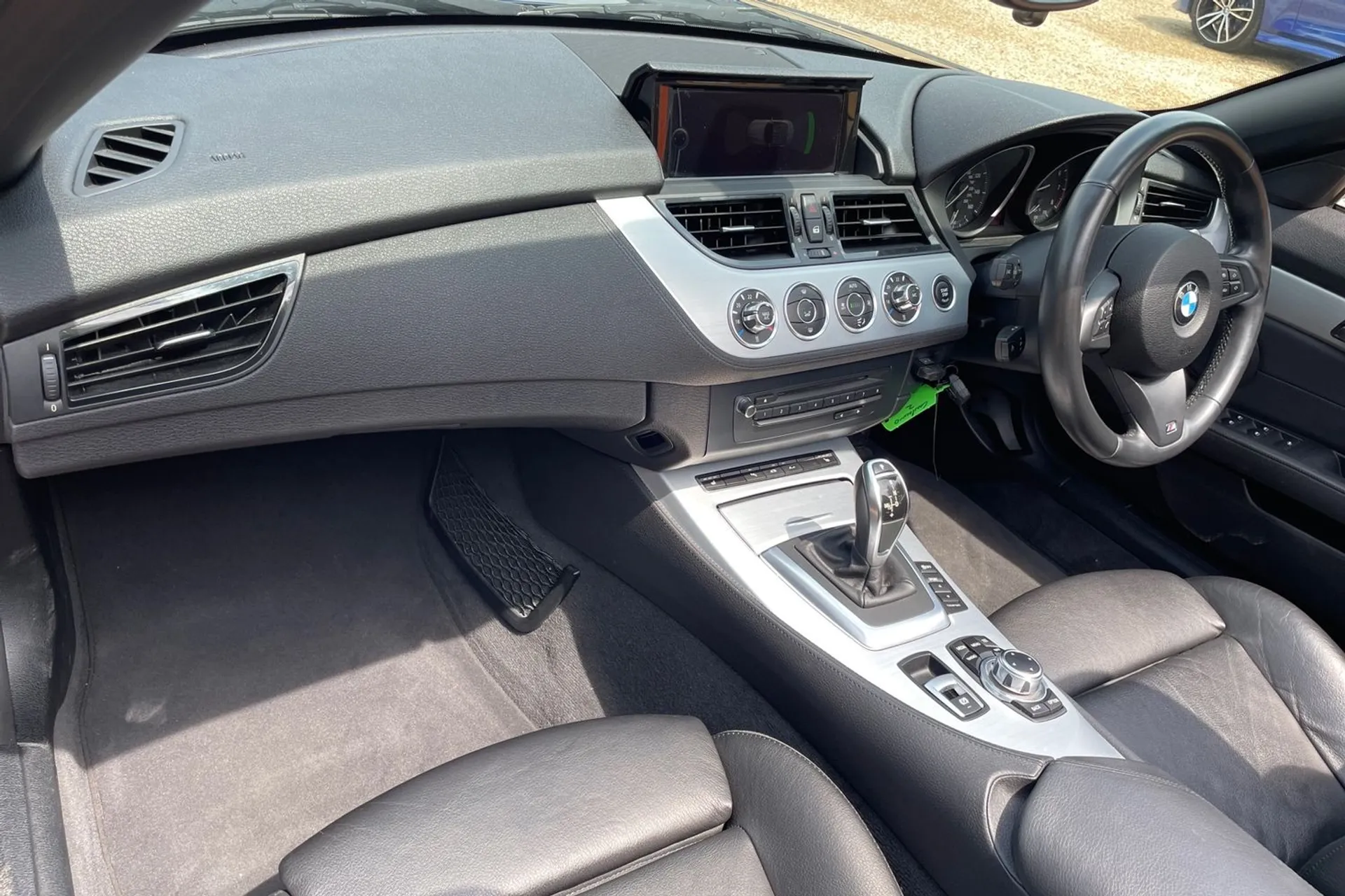 BMW Z4 thumbnail image number 27