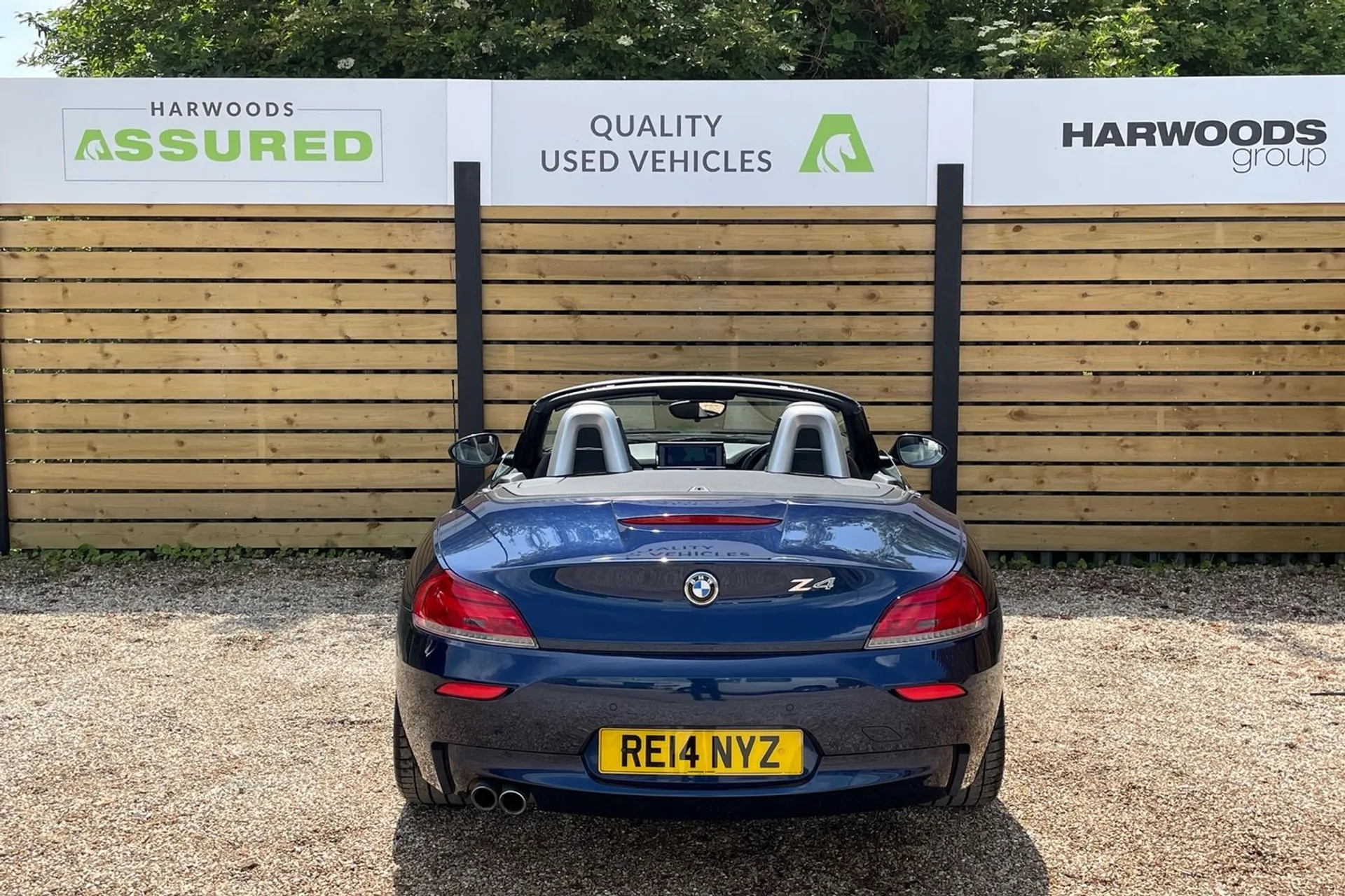 BMW Z4 thumbnail image number 22