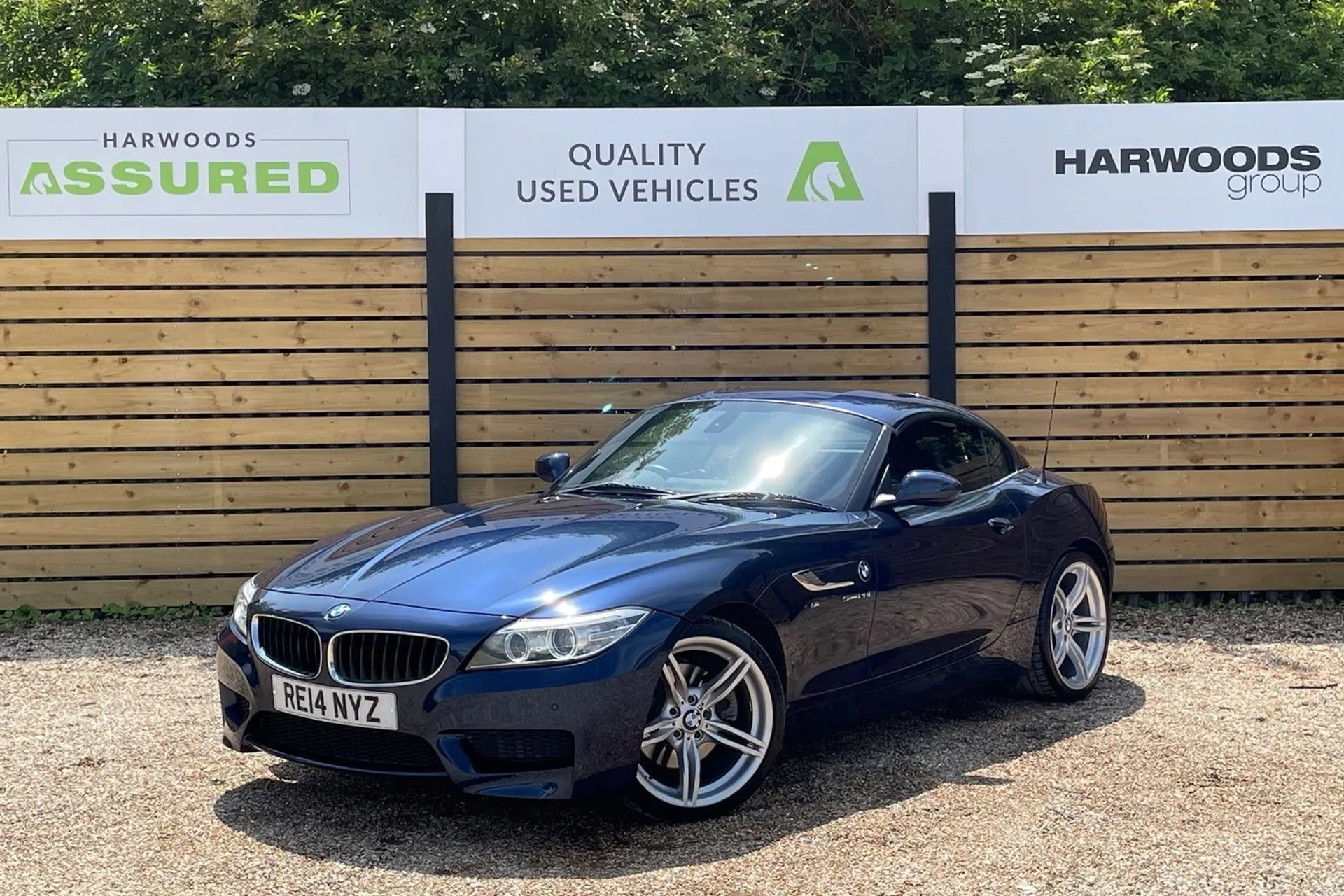 BMW Z4 thumbnail image number 11