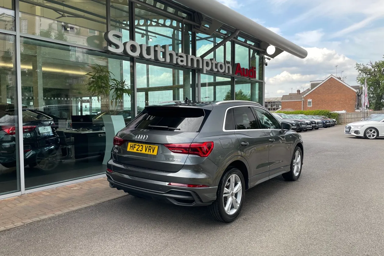 Used 2023 Audi Q3 S Line HF23VRV | Harwoods Audi, Southampton