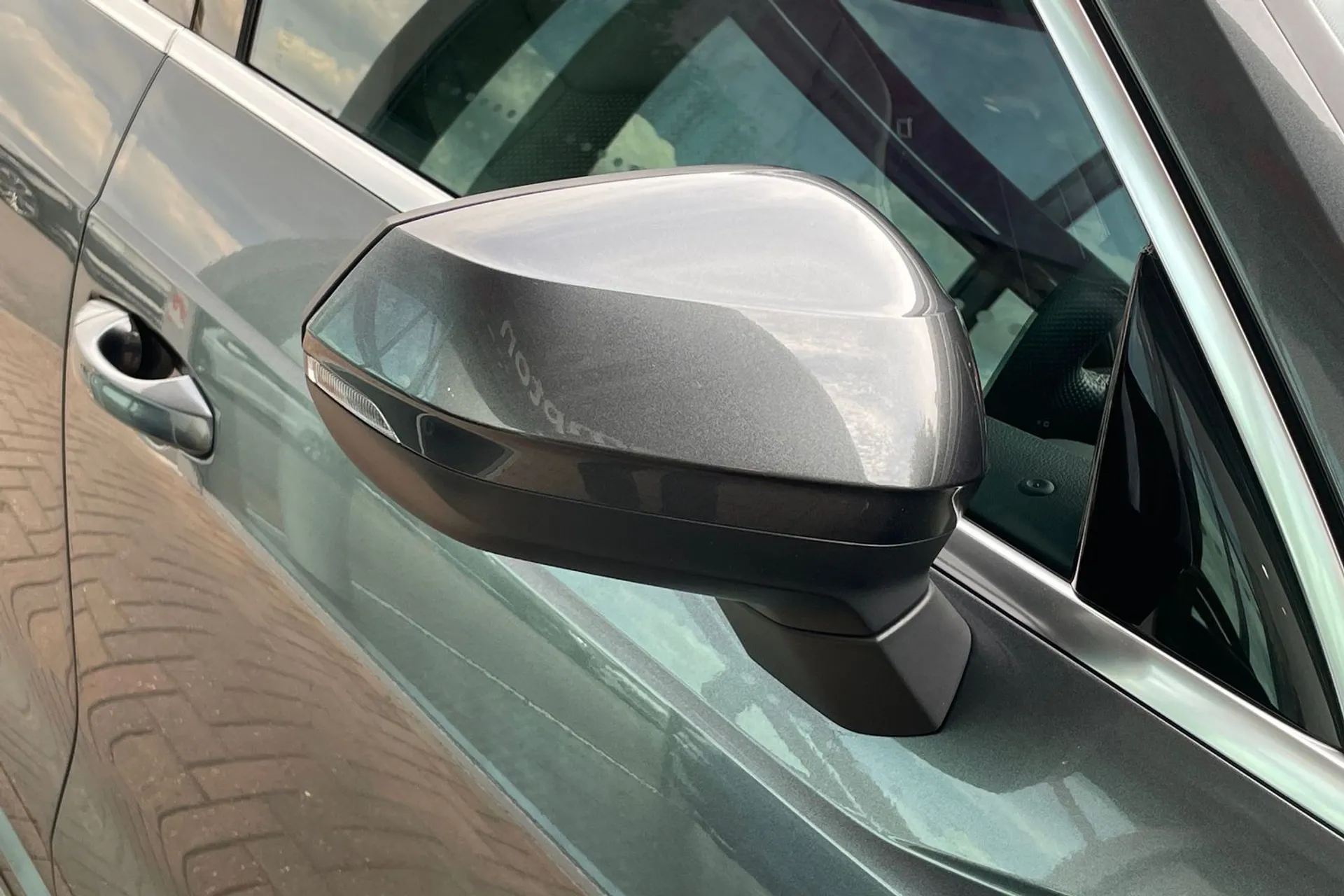 Audi Q3 thumbnail image number 53