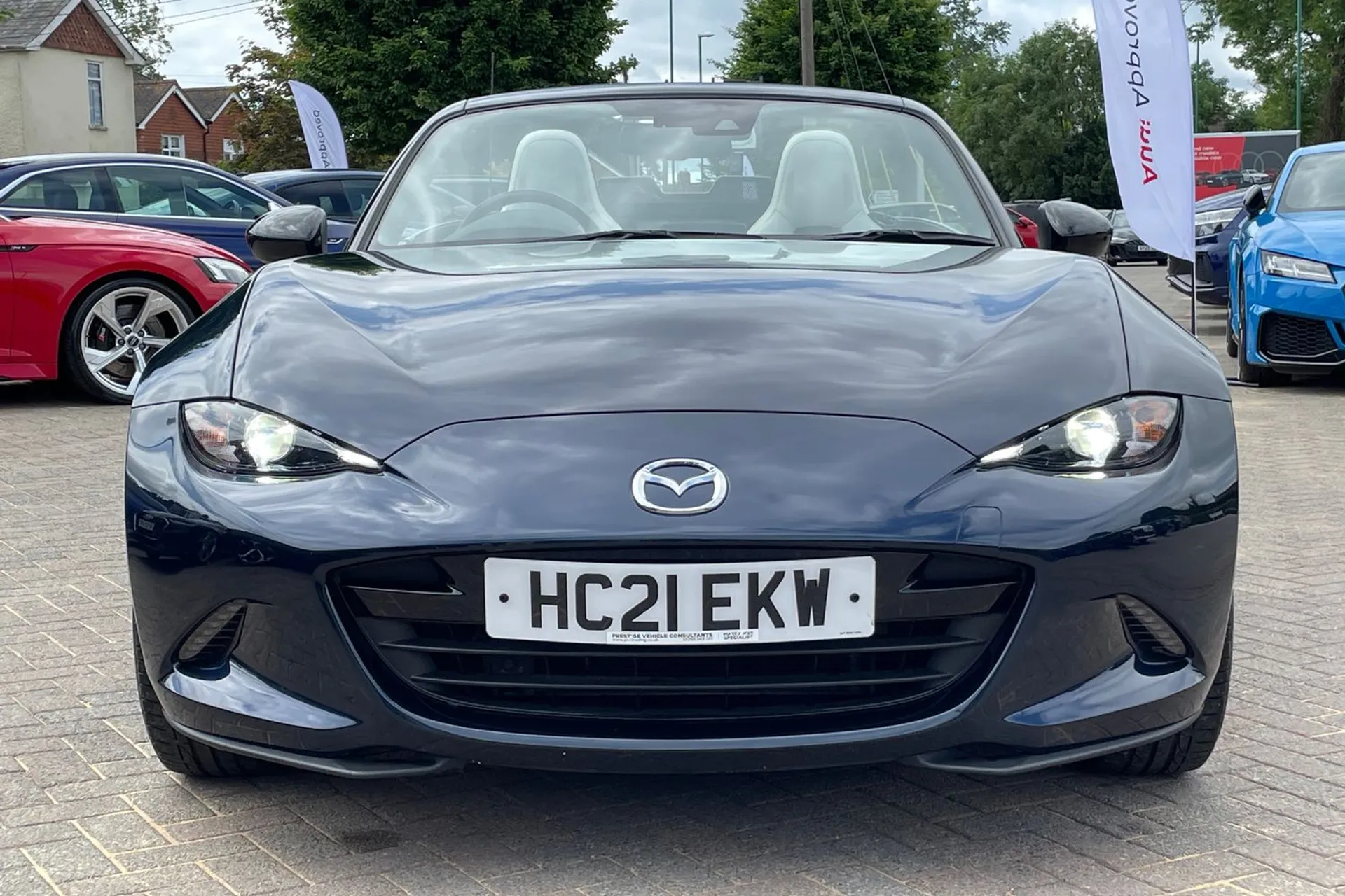 MAZDA MX-5 thumbnail image number 30