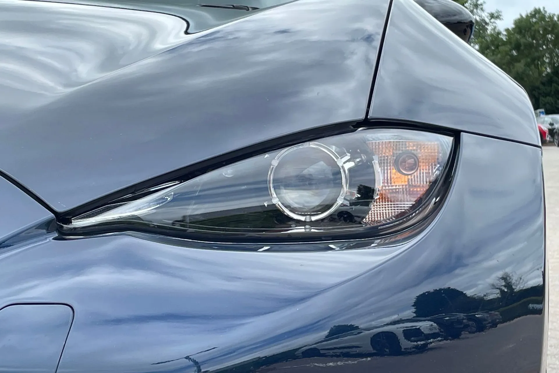 MAZDA MX-5 thumbnail image number 10