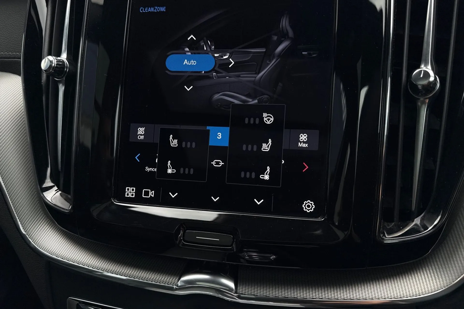 Volvo XC60 thumbnail image number 40