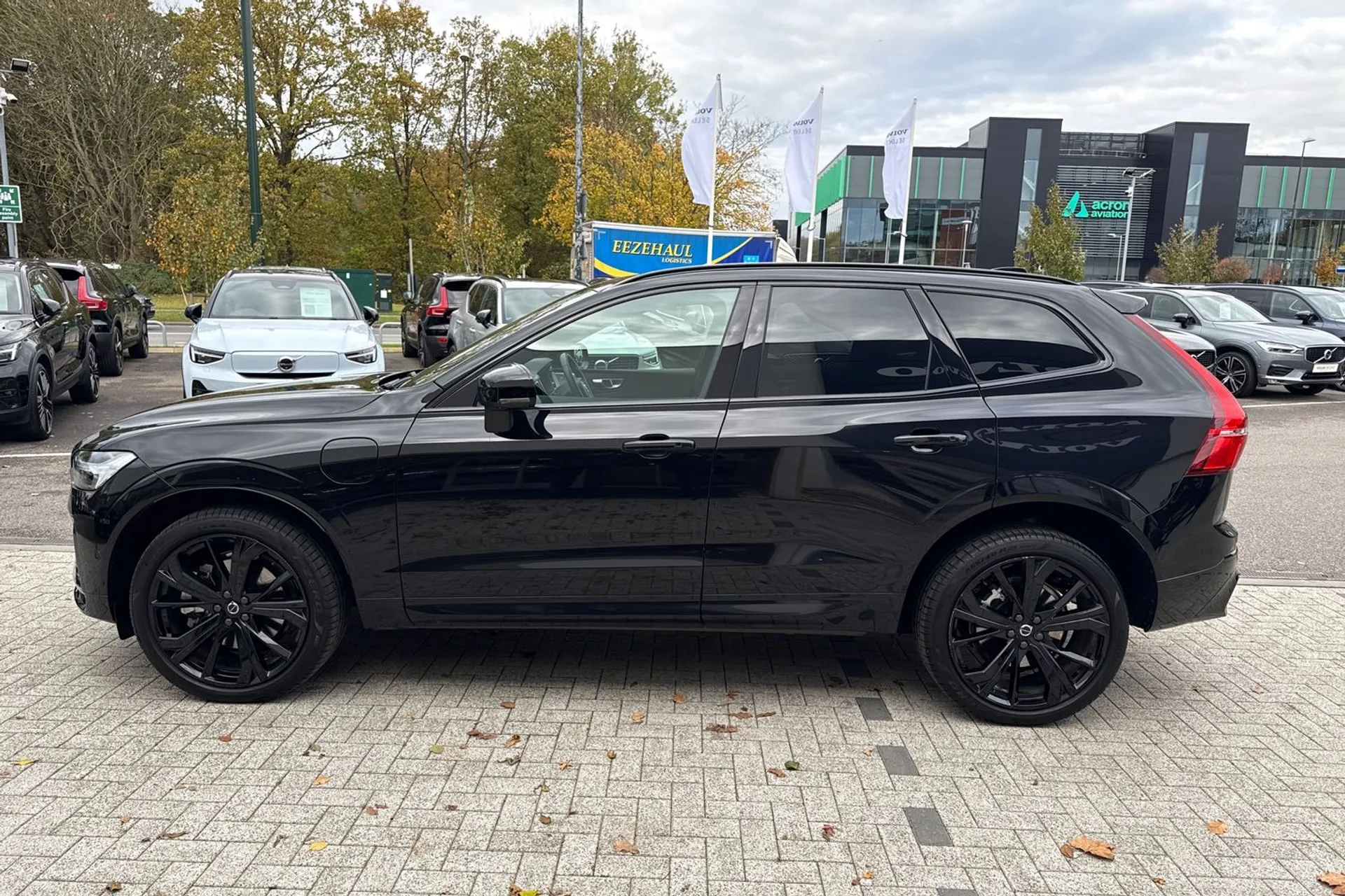 Volvo XC60 thumbnail image number 11