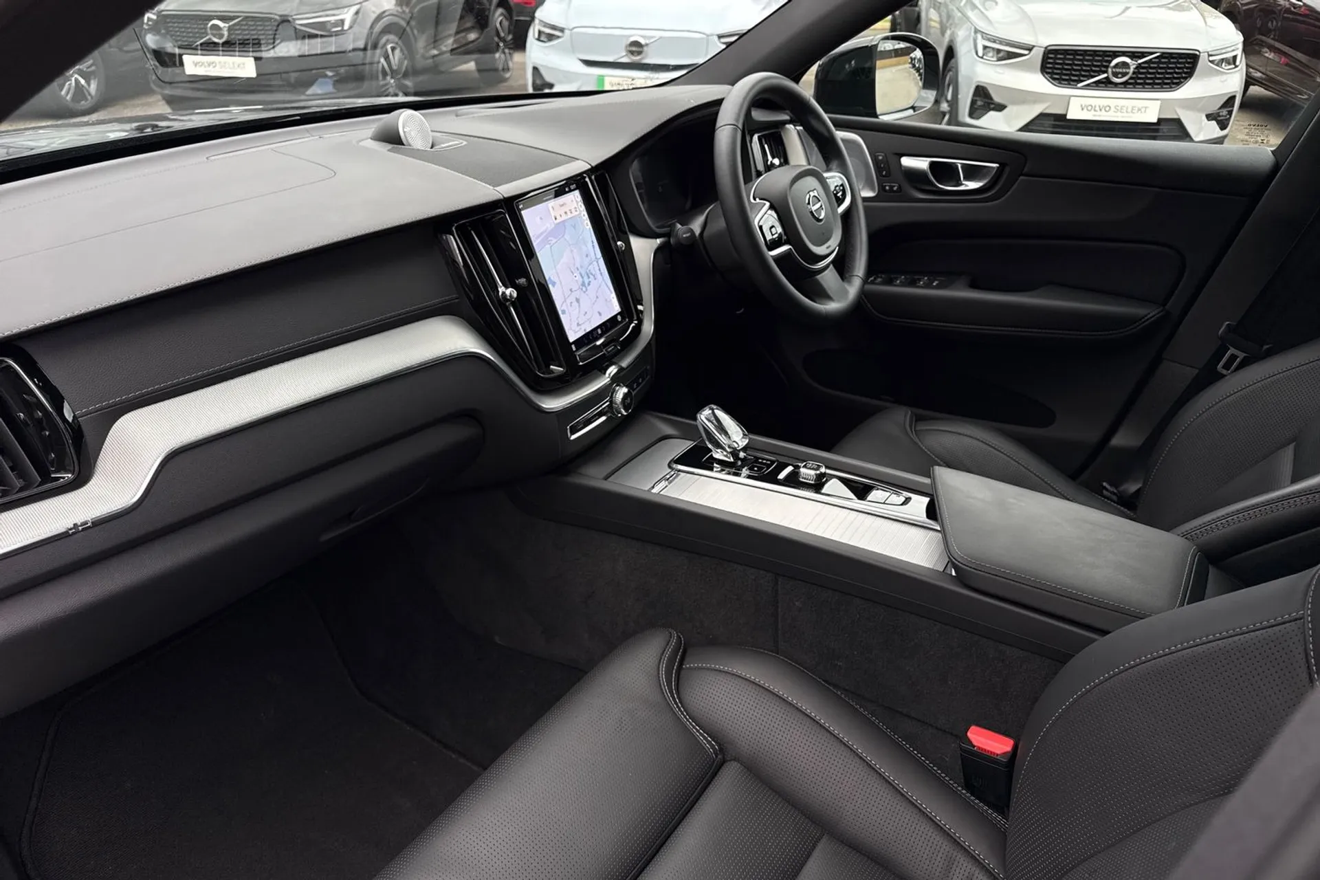 Volvo XC60 thumbnail image number 27