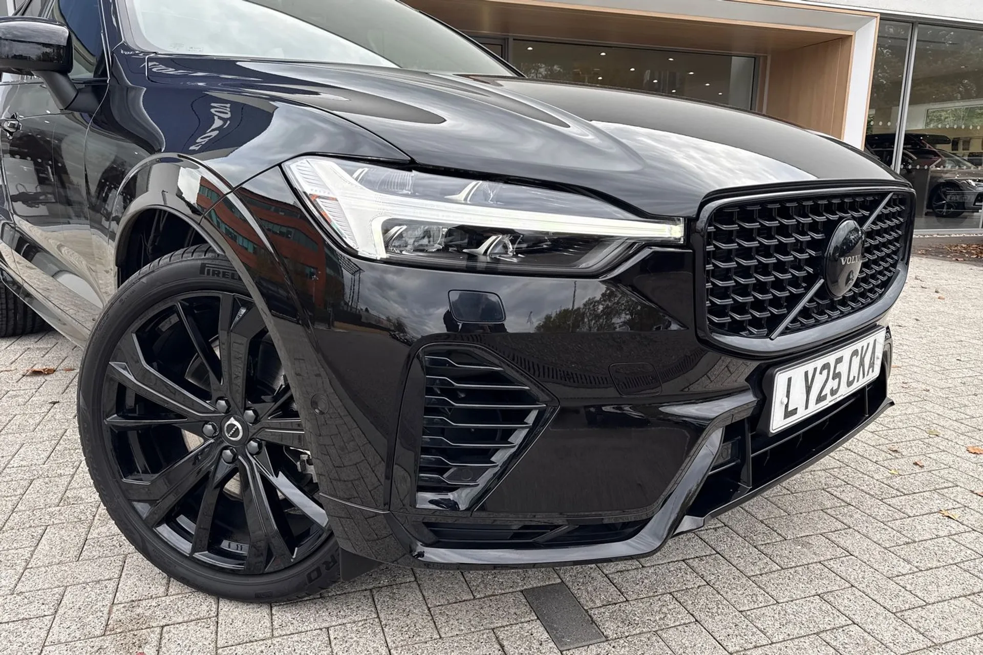 Volvo XC60 thumbnail image number 7