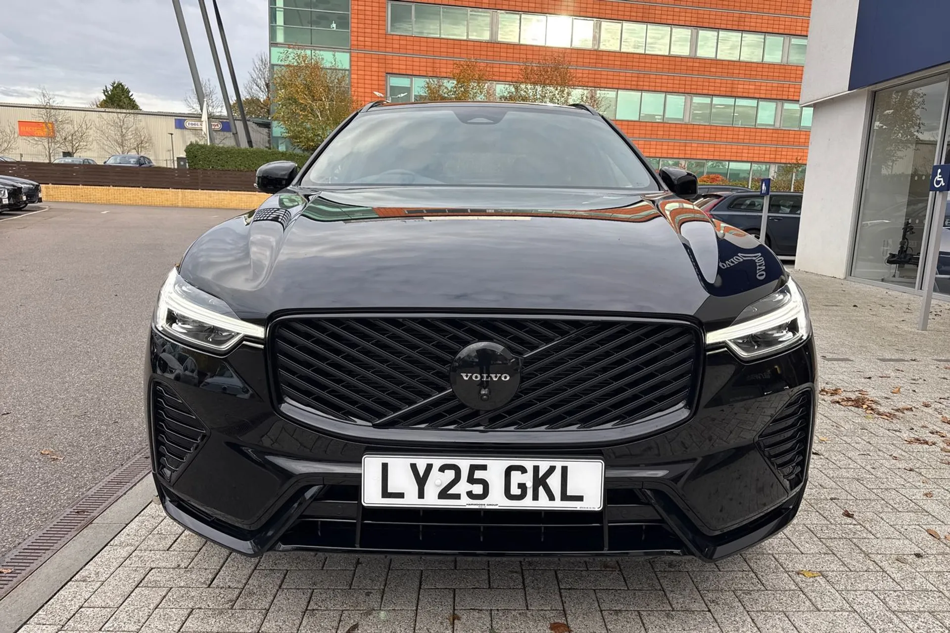 Volvo XC60 thumbnail image number 13