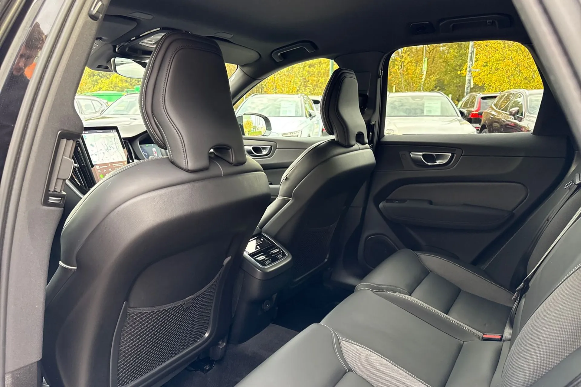 Volvo XC60 thumbnail image number 31