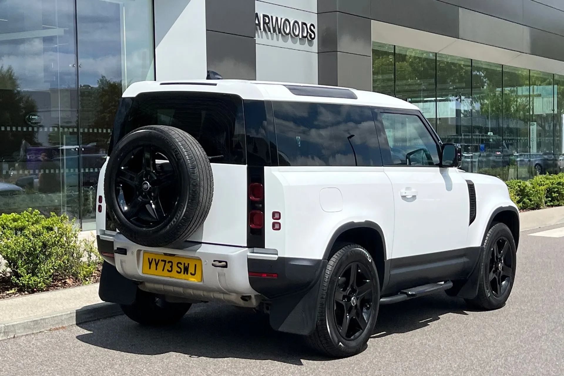 LAND ROVER DEFENDER thumbnail image number 10