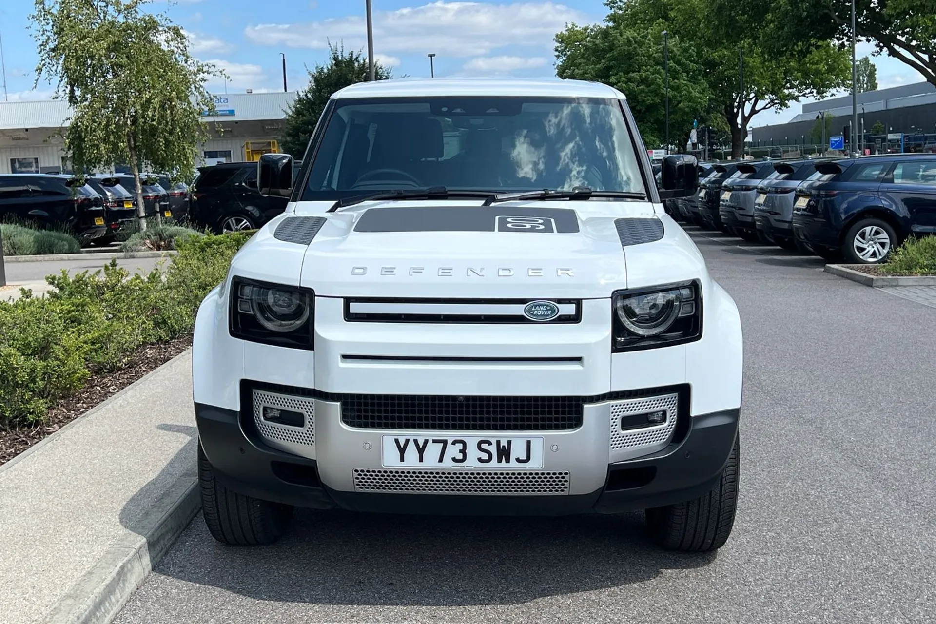 LAND ROVER DEFENDER thumbnail image number 18