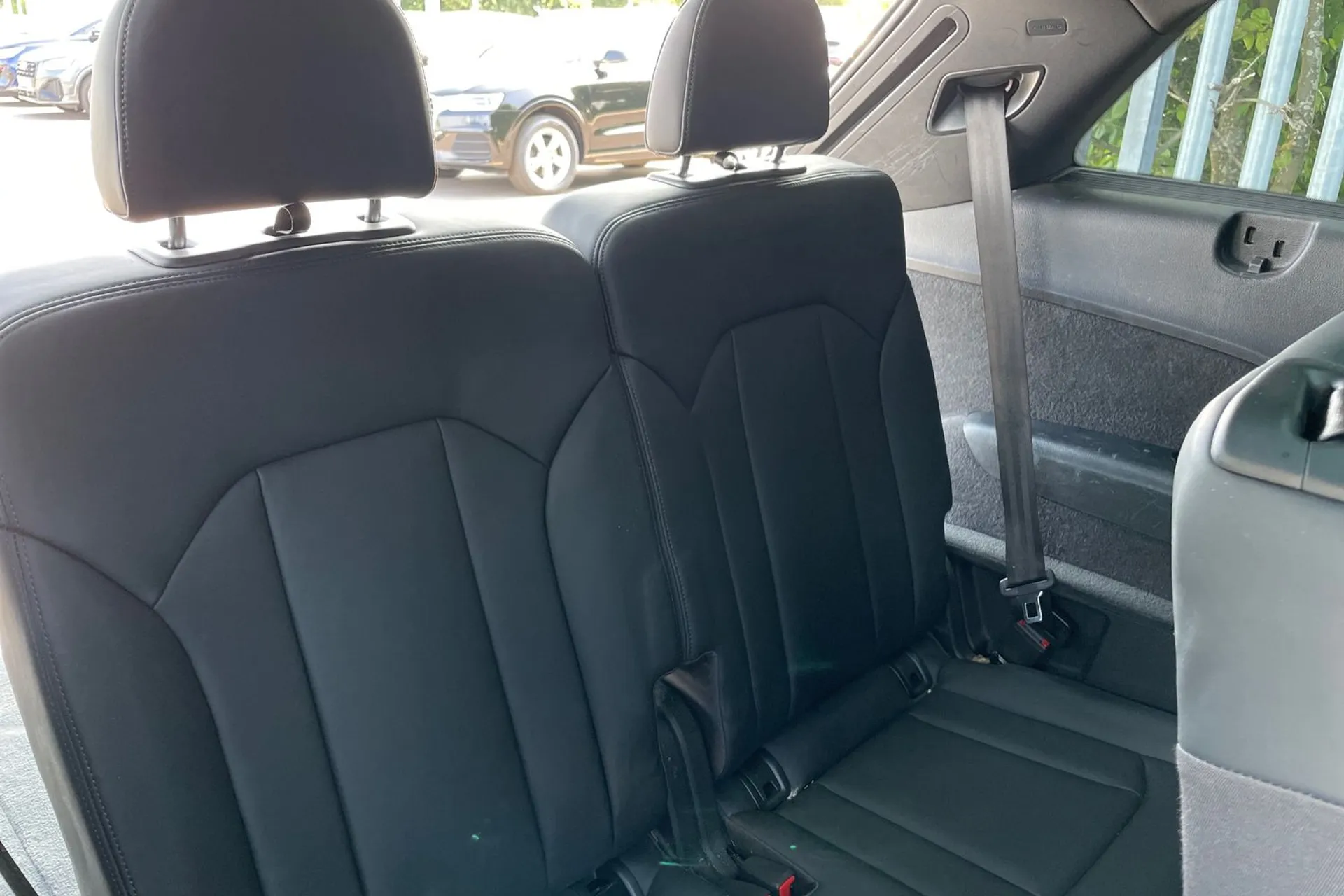 Audi Q7 thumbnail image number 54