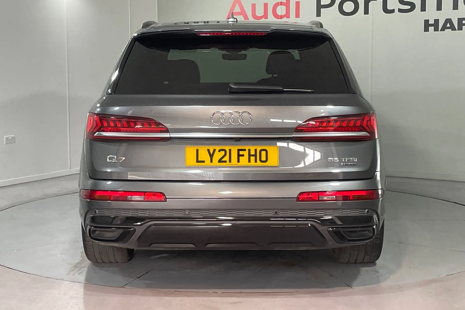 Audi Q7 thumbnail image number 7