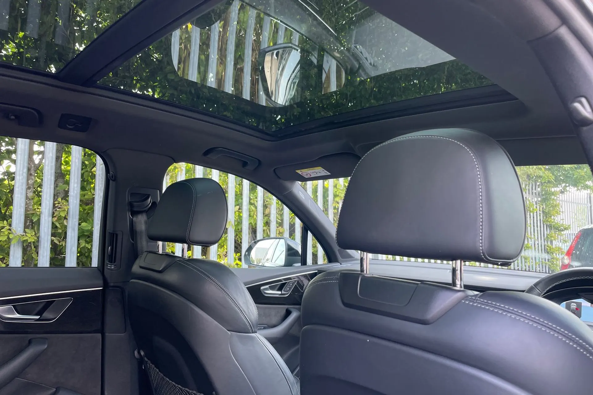 Audi Q7 thumbnail image number 21