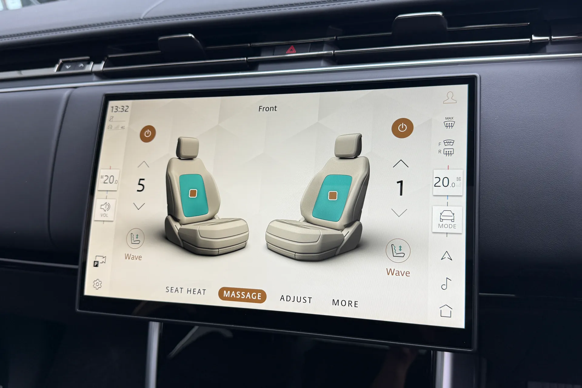 LAND ROVER RANGE ROVER thumbnail image number 22