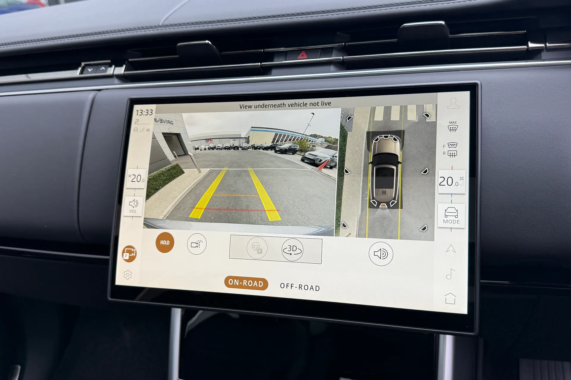 LAND ROVER RANGE ROVER thumbnail image number 4