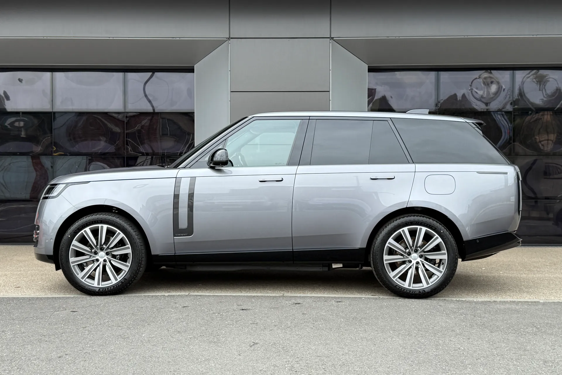 LAND ROVER RANGE ROVER thumbnail image number 6
