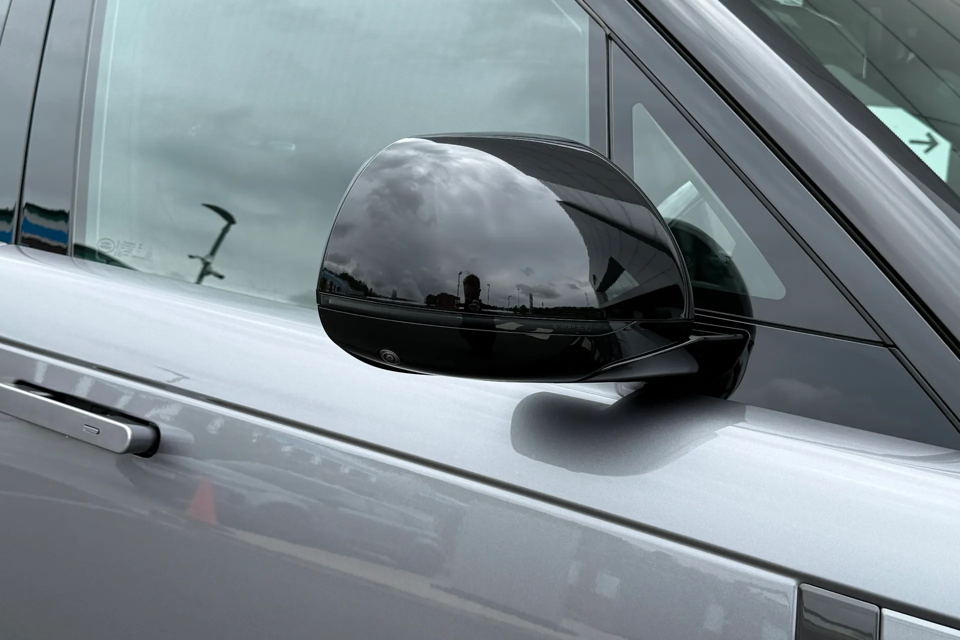 LAND ROVER RANGE ROVER thumbnail image number 36