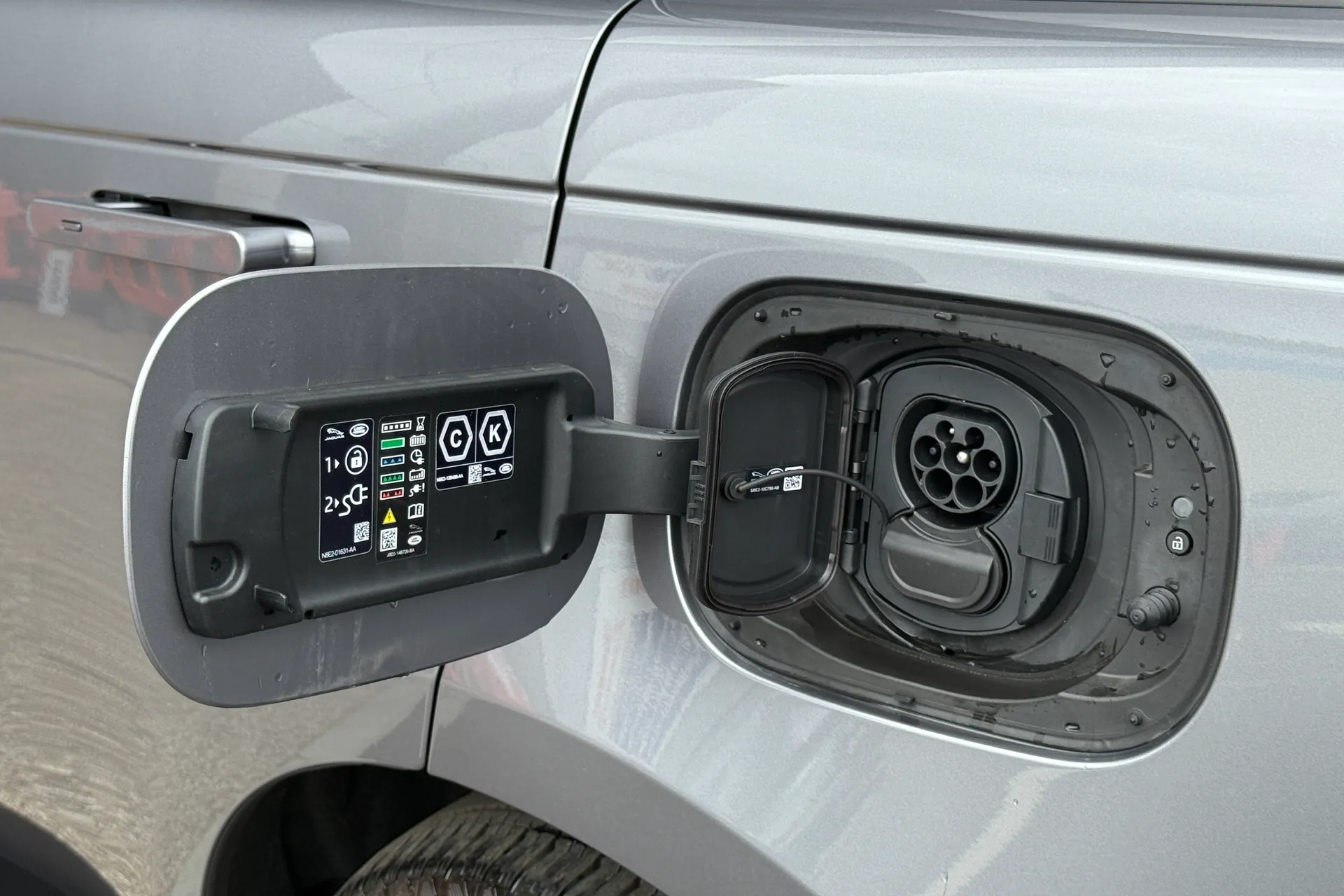 LAND ROVER RANGE ROVER thumbnail image number 60