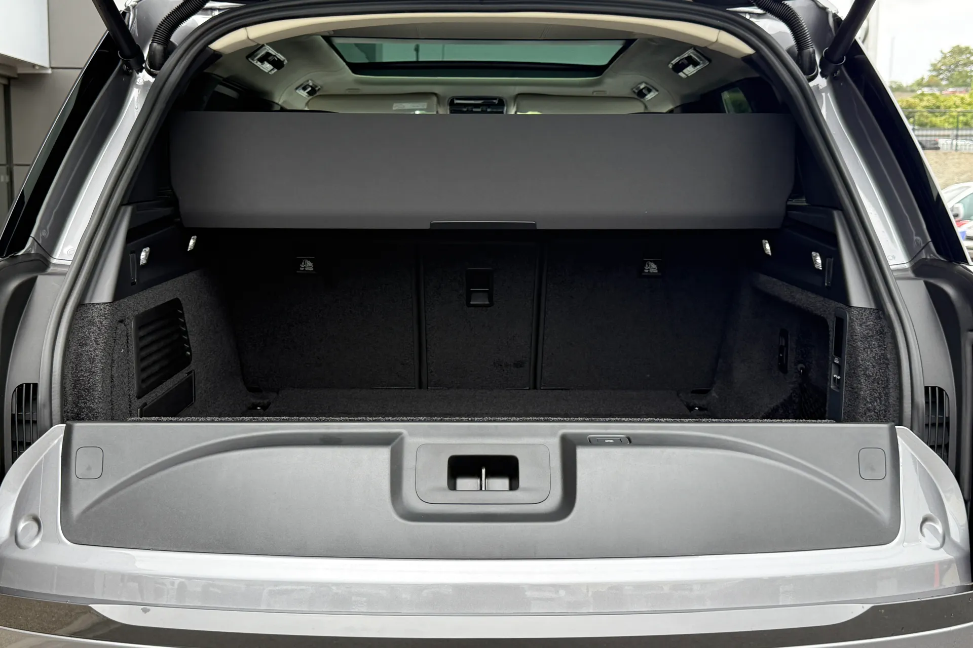 LAND ROVER RANGE ROVER thumbnail image number 56