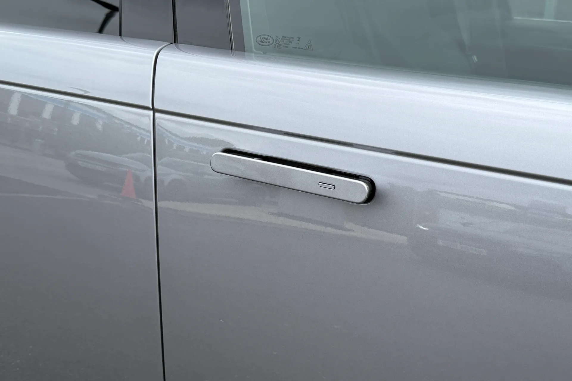 LAND ROVER RANGE ROVER thumbnail image number 38